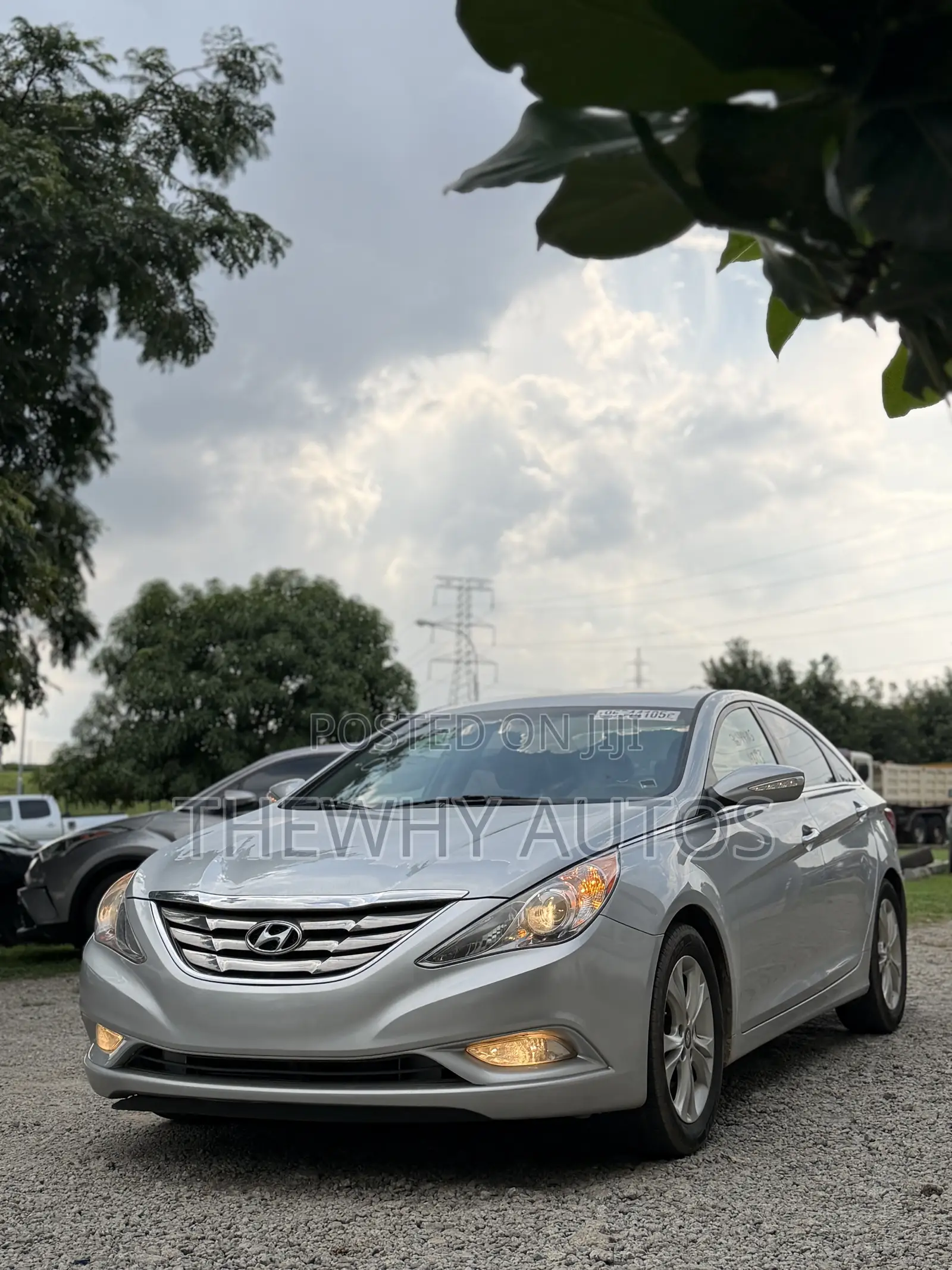 Hyundai Sonata Limited Sedan FWD (2.4L 4cyl 6A) 2013 Silver