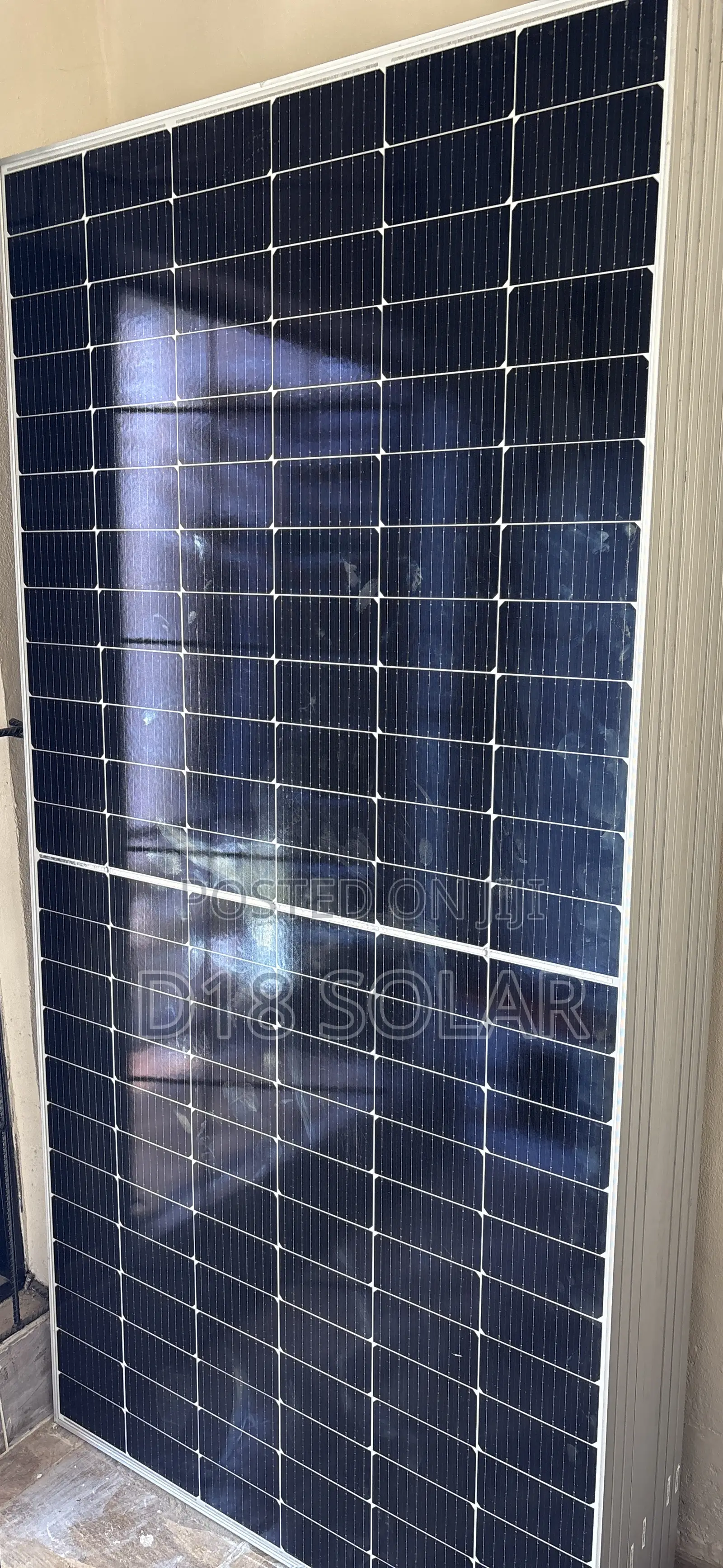 10 Busbar and 144 Cell 550w Bifacial Panels