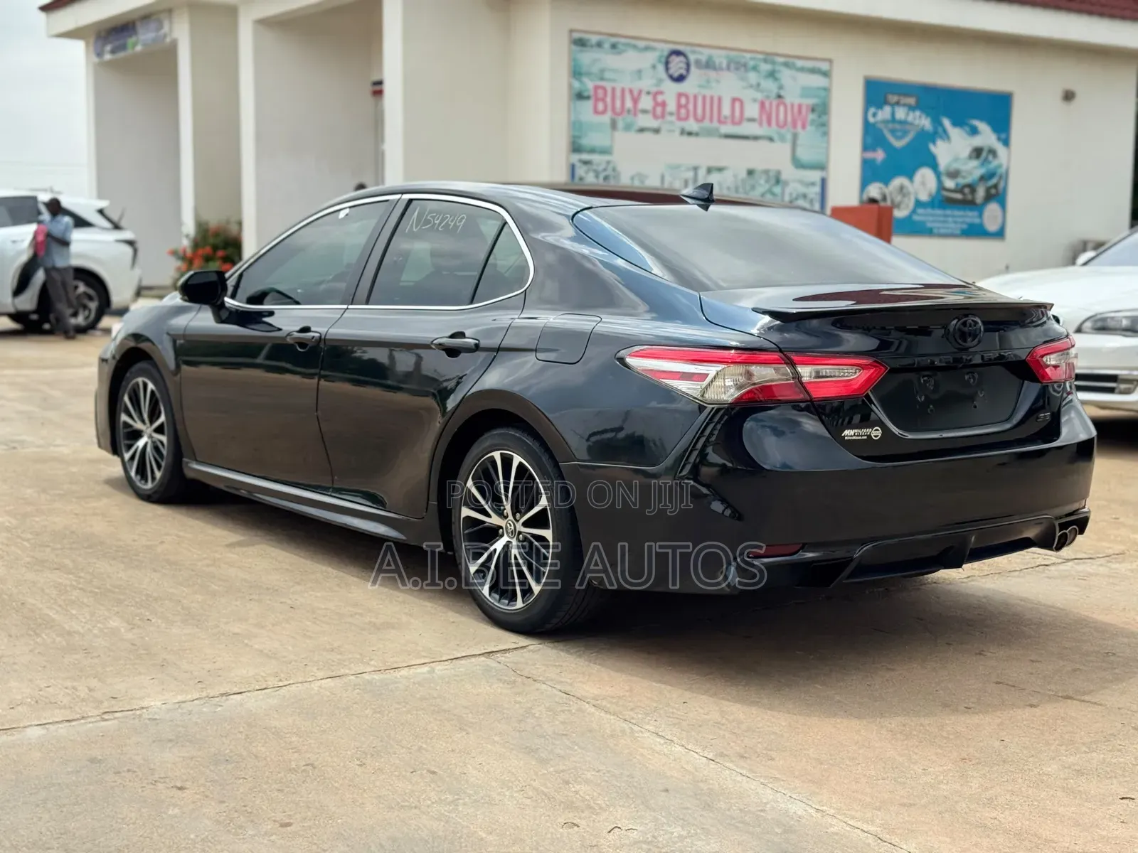 Toyota Camry SE FWD (2.5L 4cyl 8AM) 2018 Black