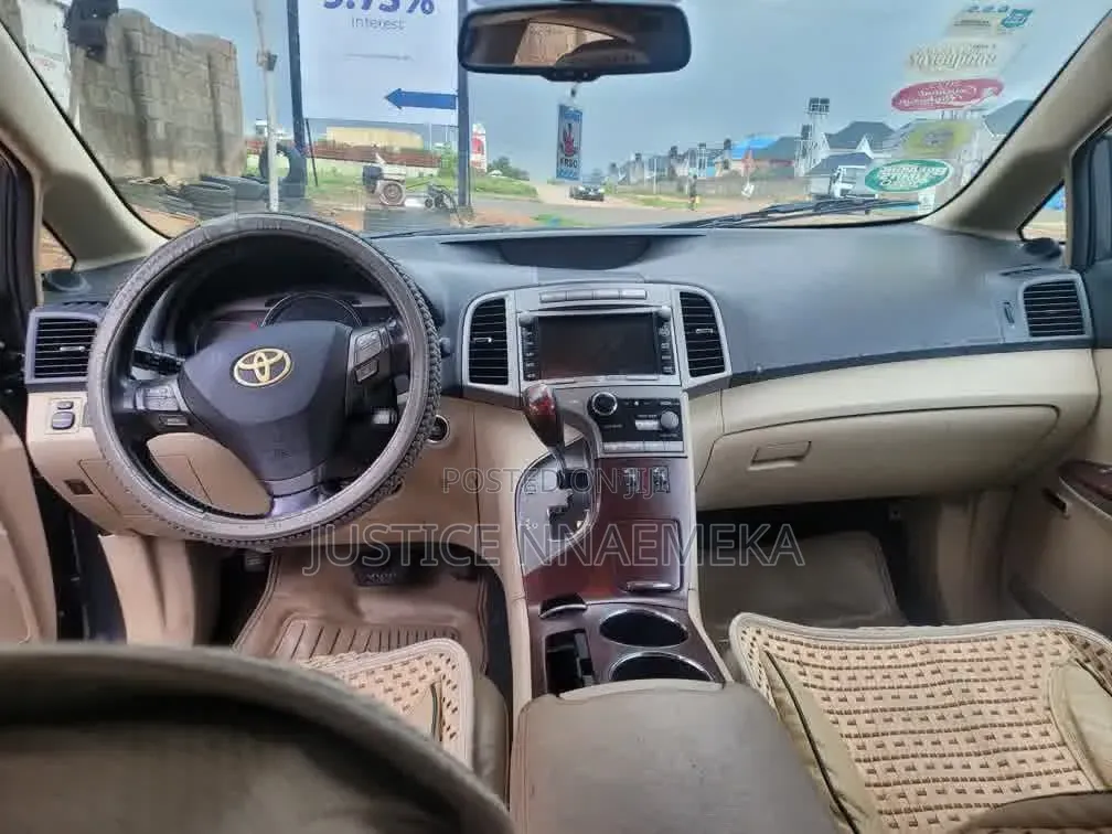 Toyota Venza 2011 Gray