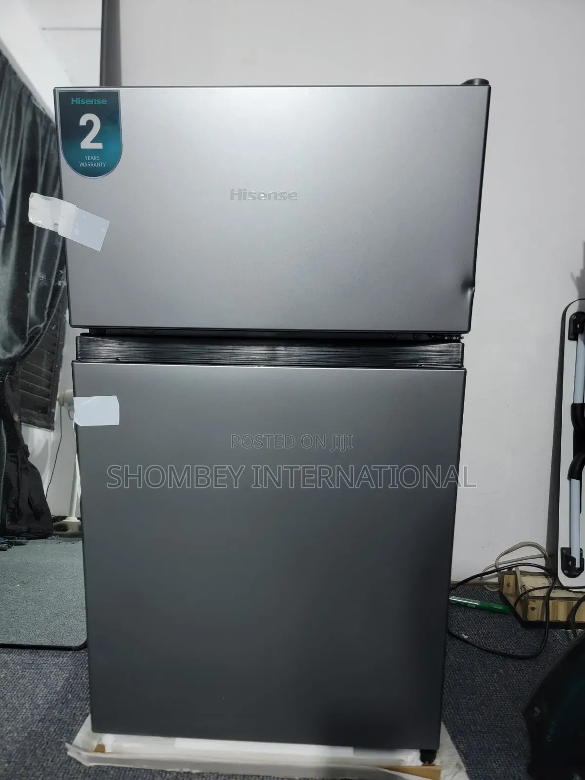 Hisense 87L Double Door Top Freezer Refrigerator