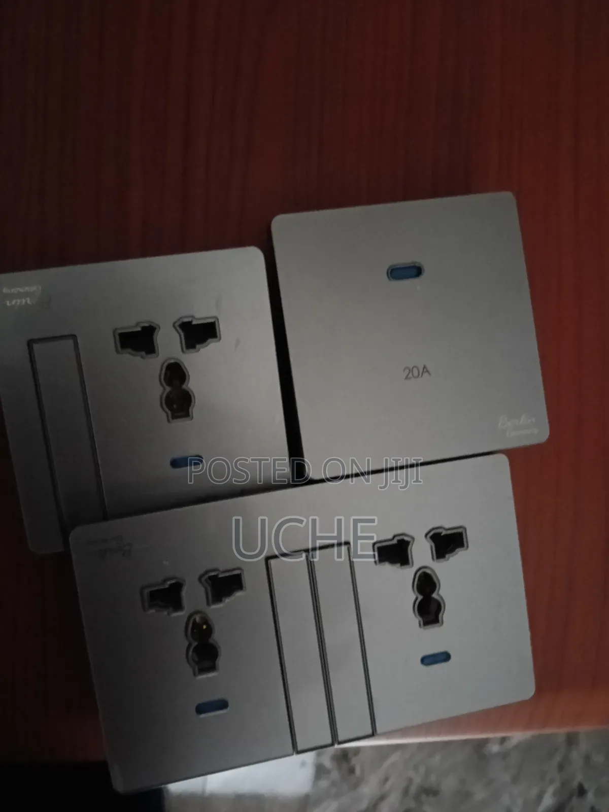 Berlin Brush goldSocket and Switches