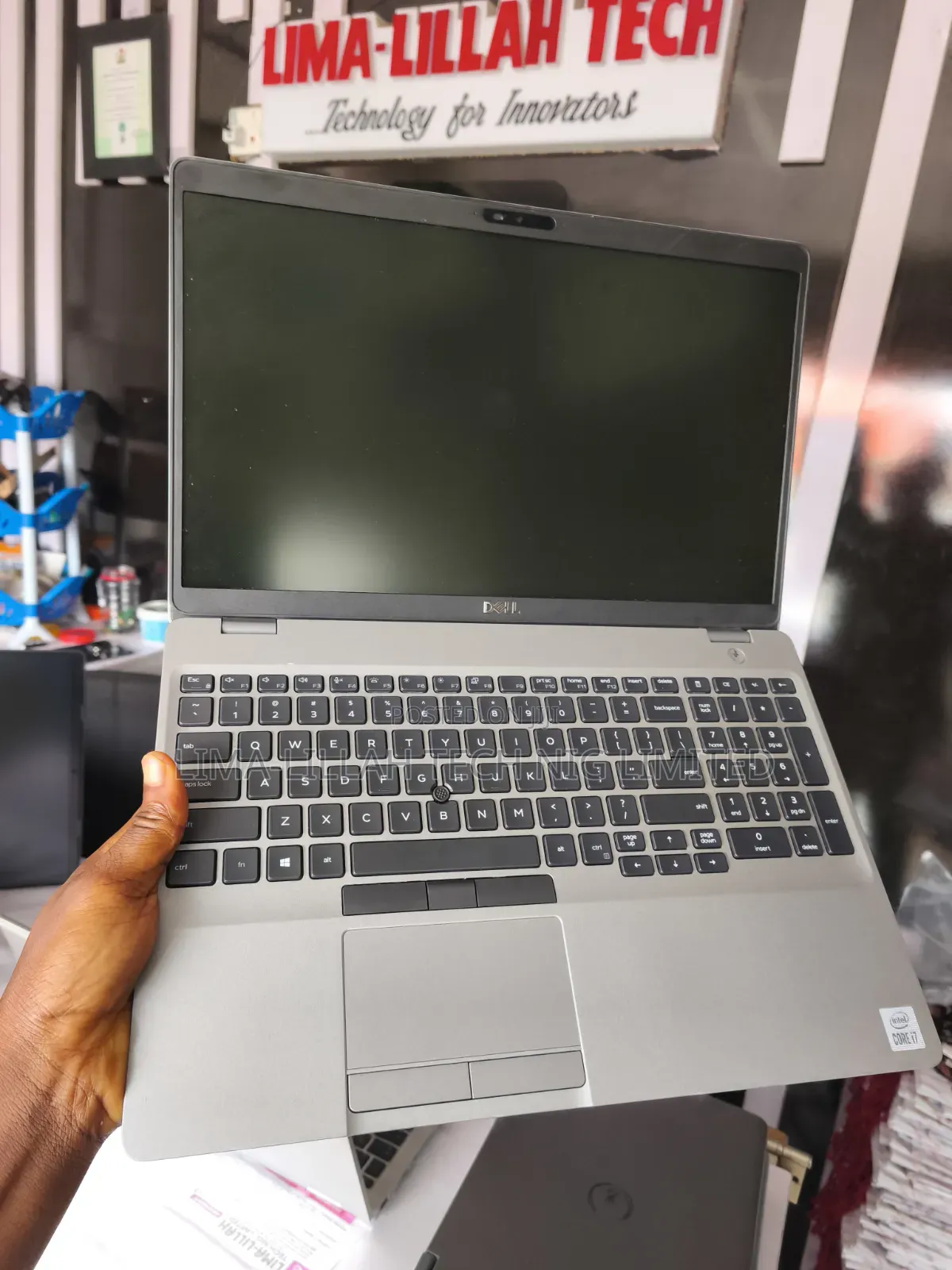 Laptop Dell Latitude 5511 16GB Intel Core i7 SSD 256GB