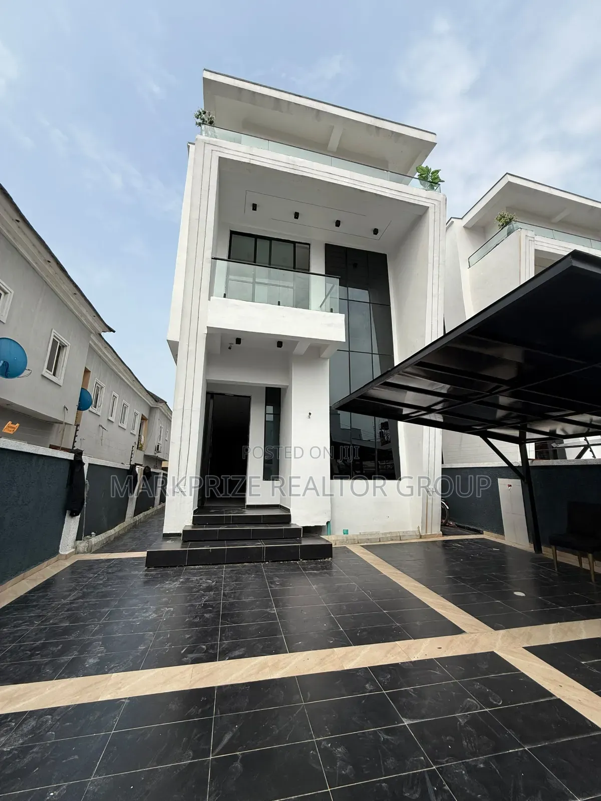 5bdrm Duplex in Ajah Lekki Lagos for sale