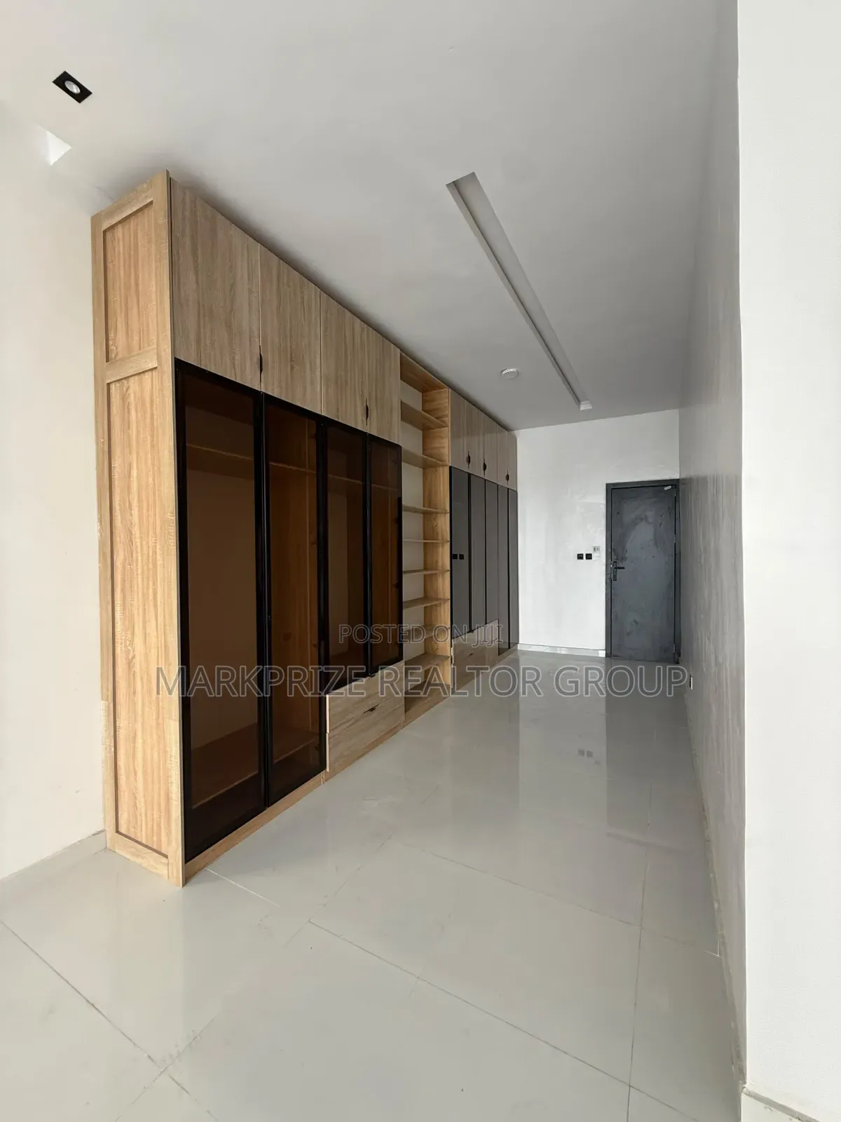 5bdrm Duplex in Ajah Lekki Lagos for sale