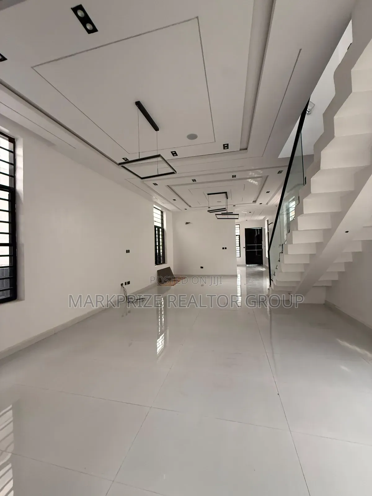 5bdrm Duplex in Ajah Lekki Lagos for sale