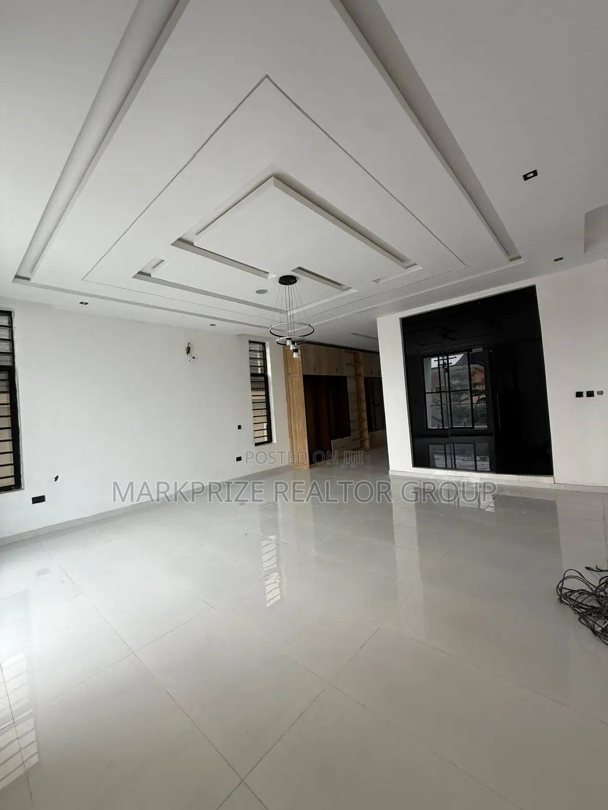 5bdrm Duplex in Ajah Lekki Lagos for sale