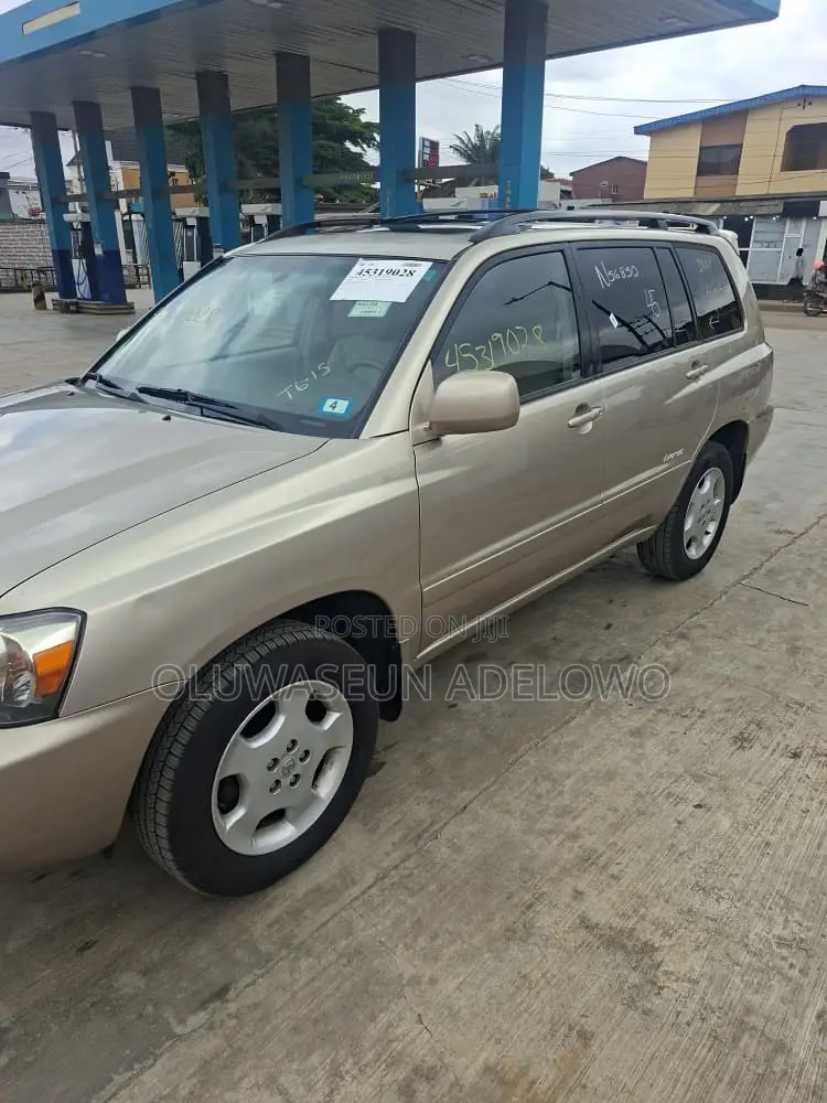 Toyota Highlander Limited V6 2006 Gold