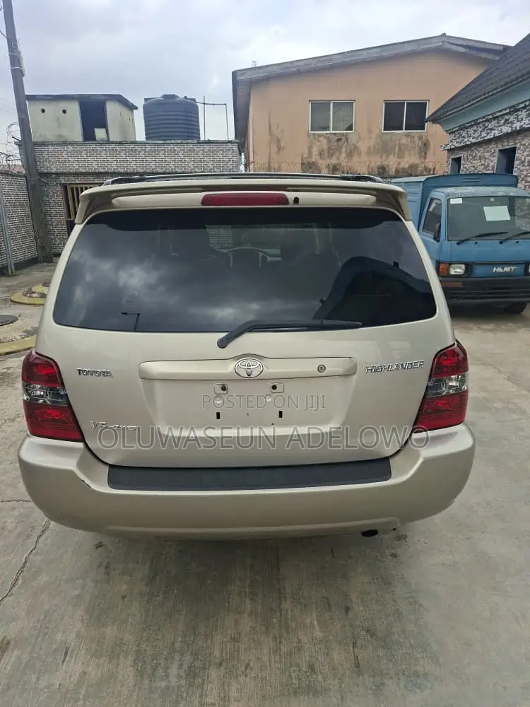 Toyota Highlander Limited V6 2006 Gold