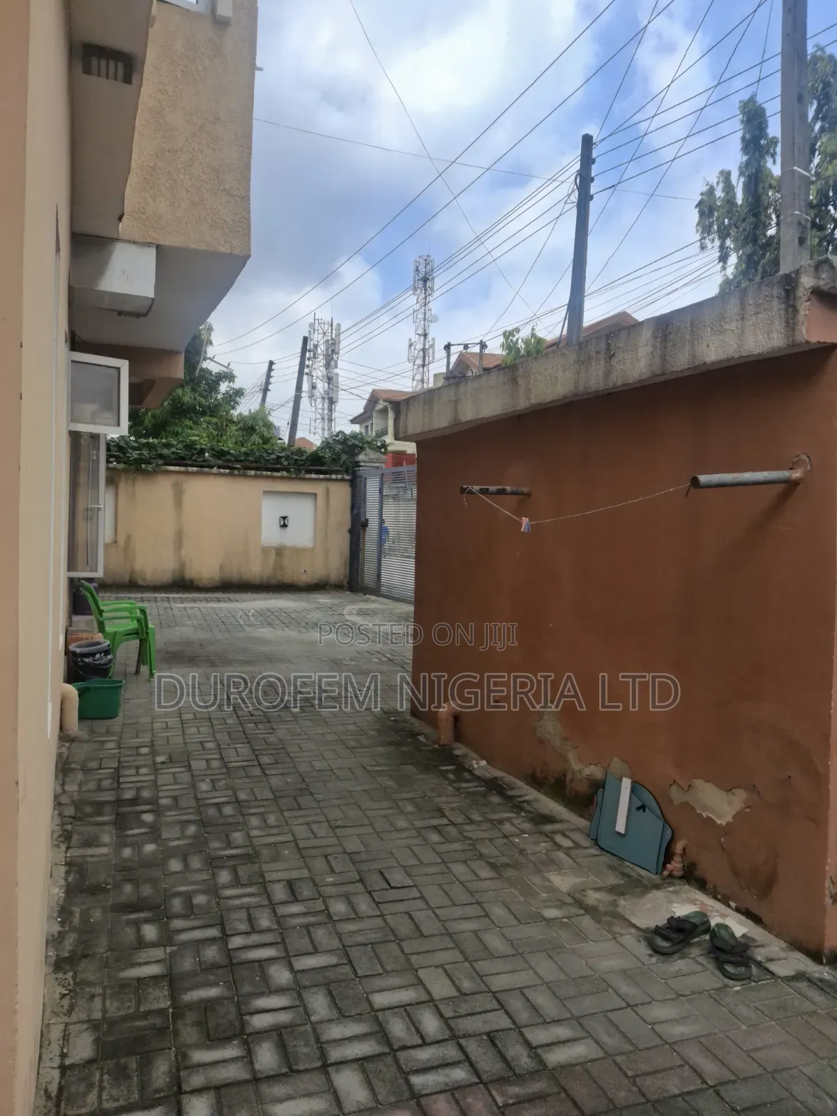 3bdrm Apartment in Thomas Estate, Ajah for rent