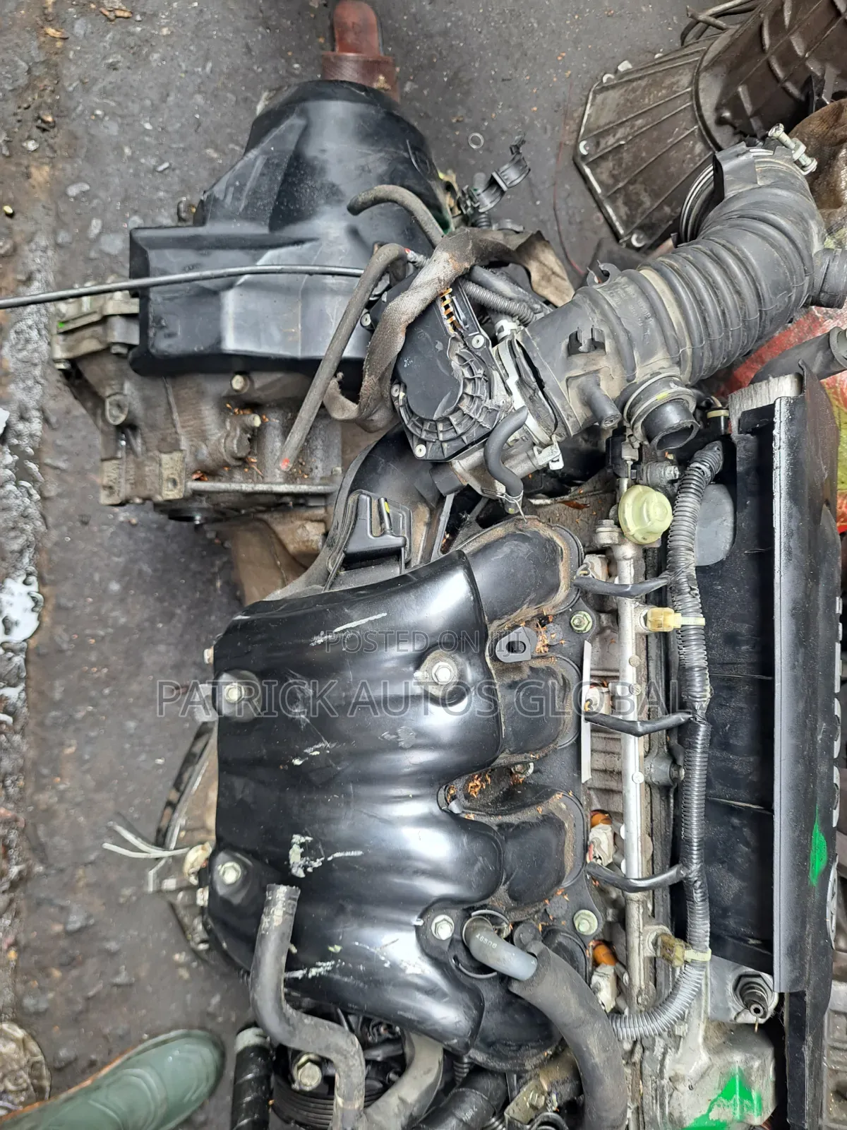 13pin Complete Engine and Gearbox 2AZ