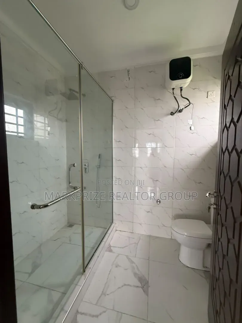3bdrm Penthouse in Ajah Lekki Lagos for sale