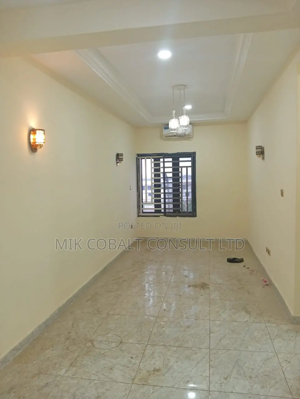 4bdrm Duplex in By Magistrate Court, Life Camp for rent