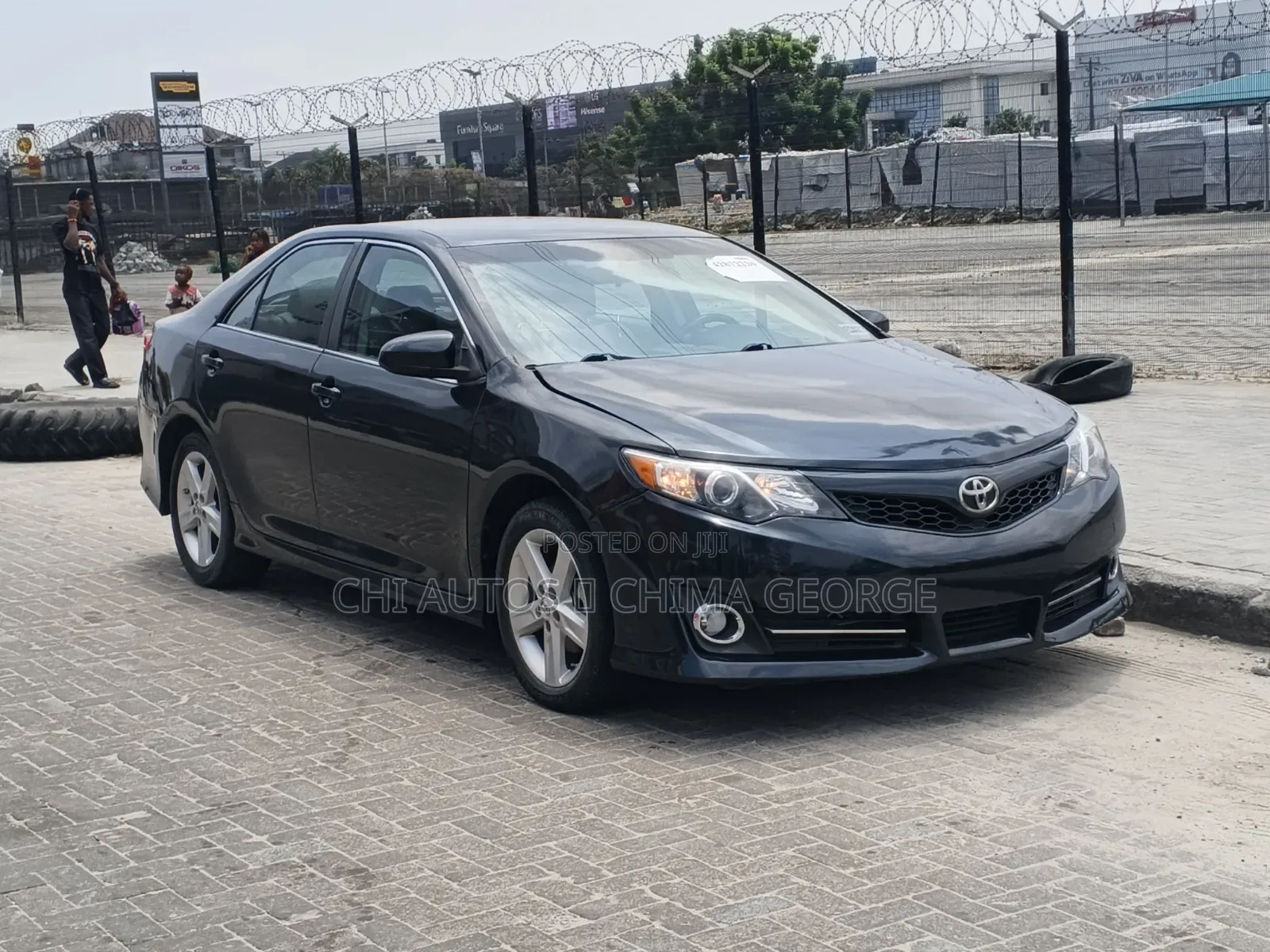 Toyota Camry SE 4dr Sedan (2.5L 4cyl 6A) 2013 Black