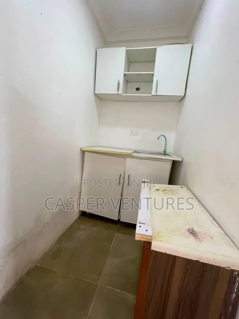 1bdrm Apartment in Chevyview, Chevron for rent