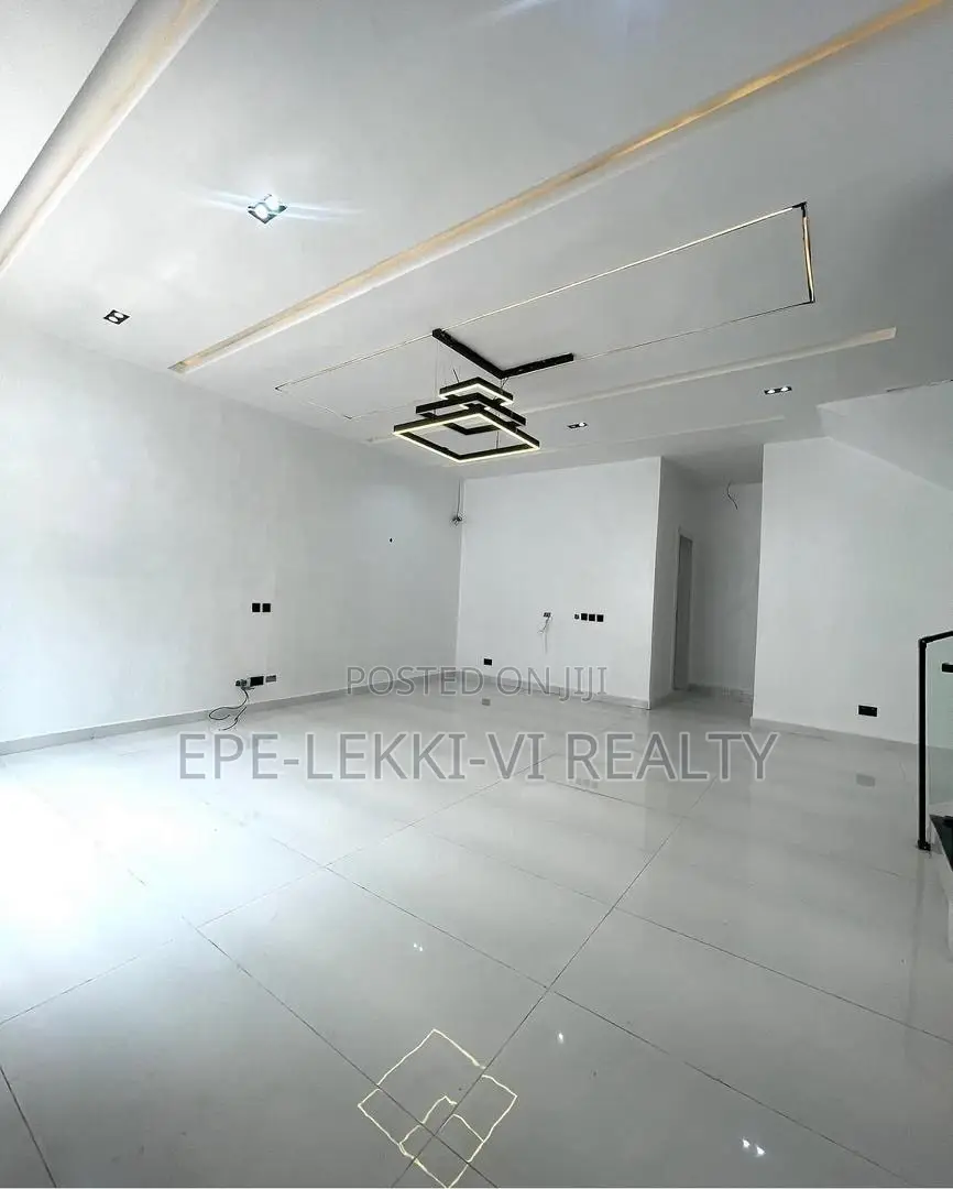 4bdrm Duplex in Ajah for rent