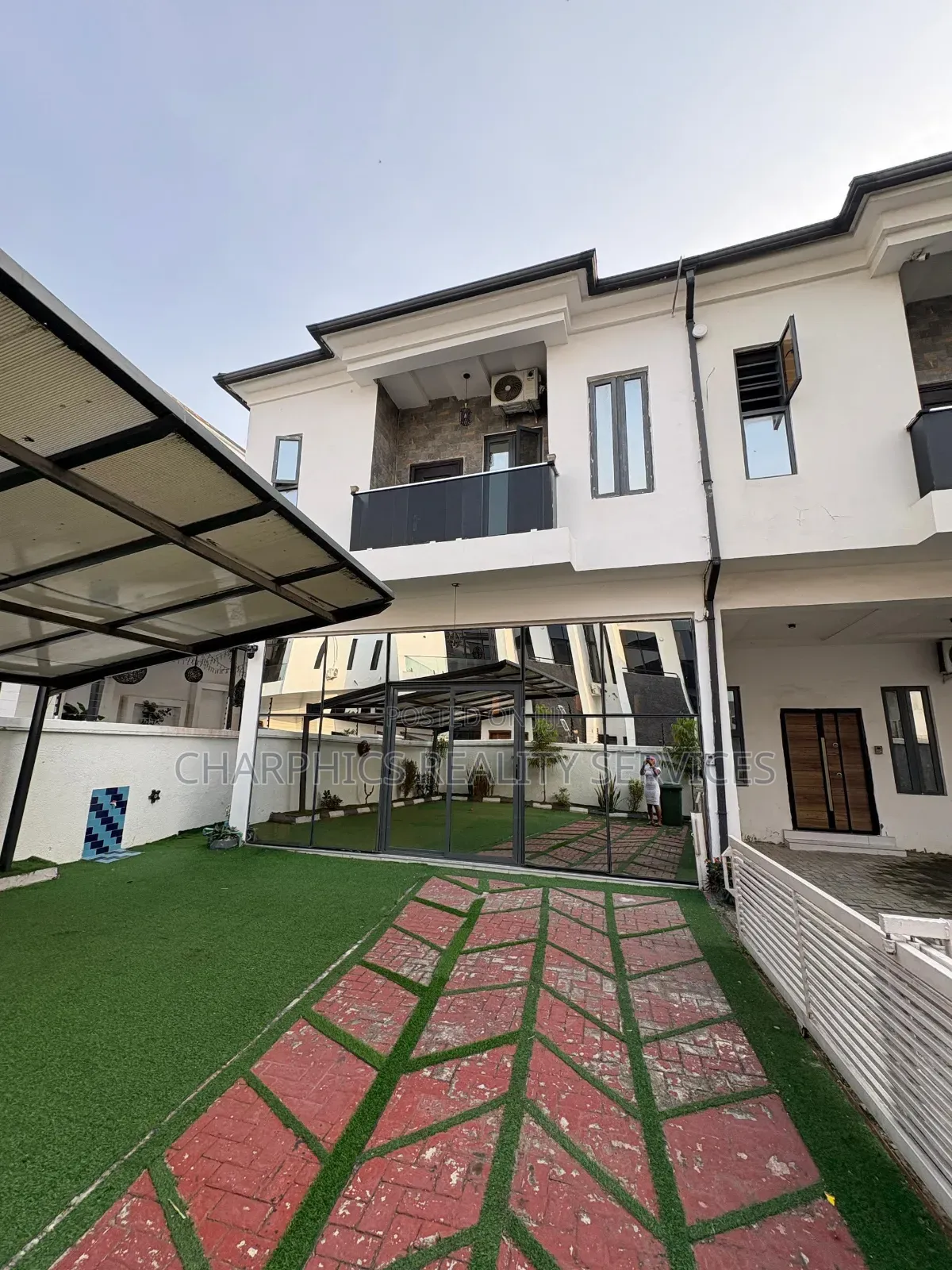 Furnished 4bdrm Duplex in Lekki Phase 2 for rent