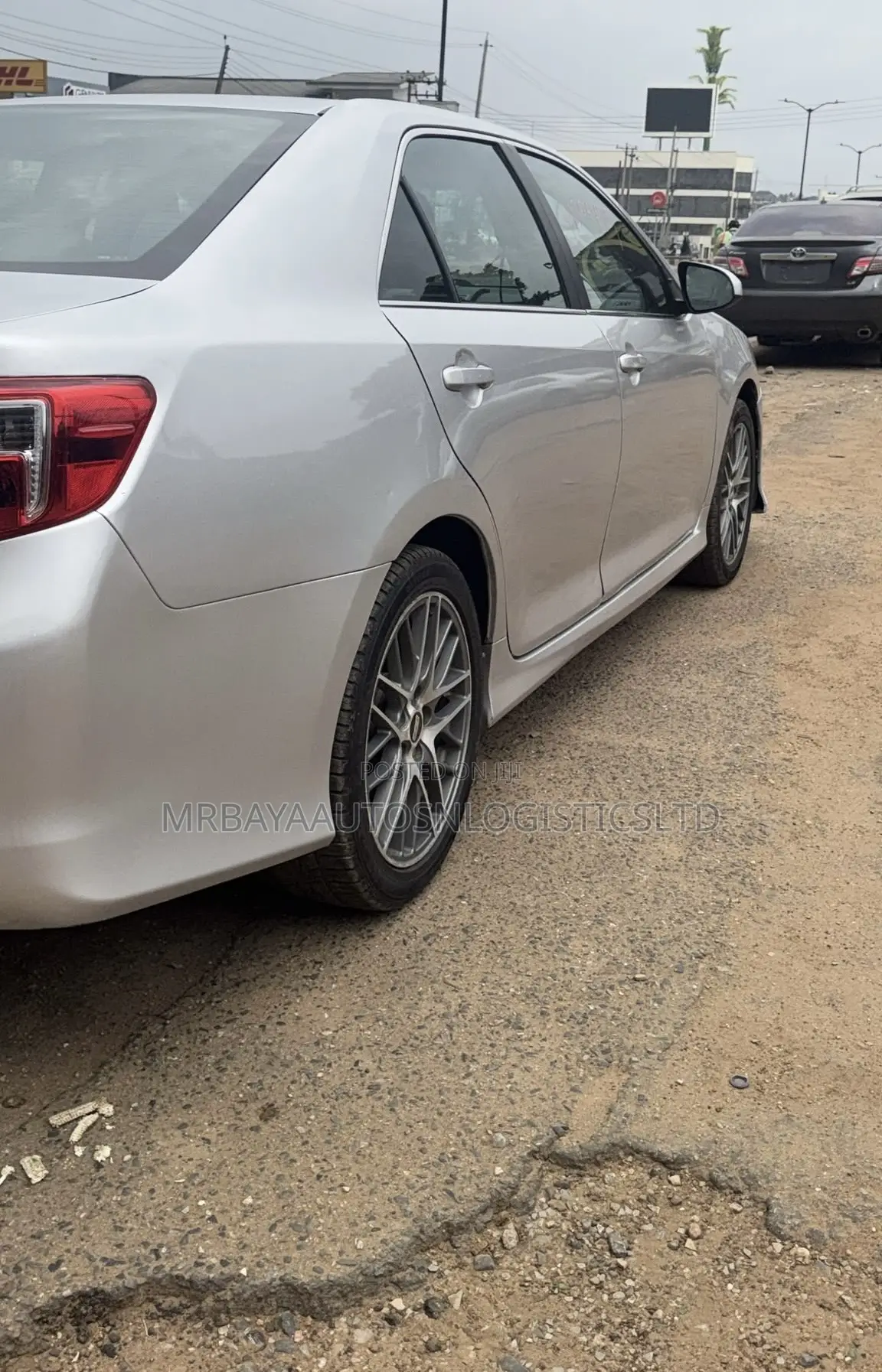 Toyota Camry SE 4dr Sedan (2.5L 4cyl 6A) 2013 Silver