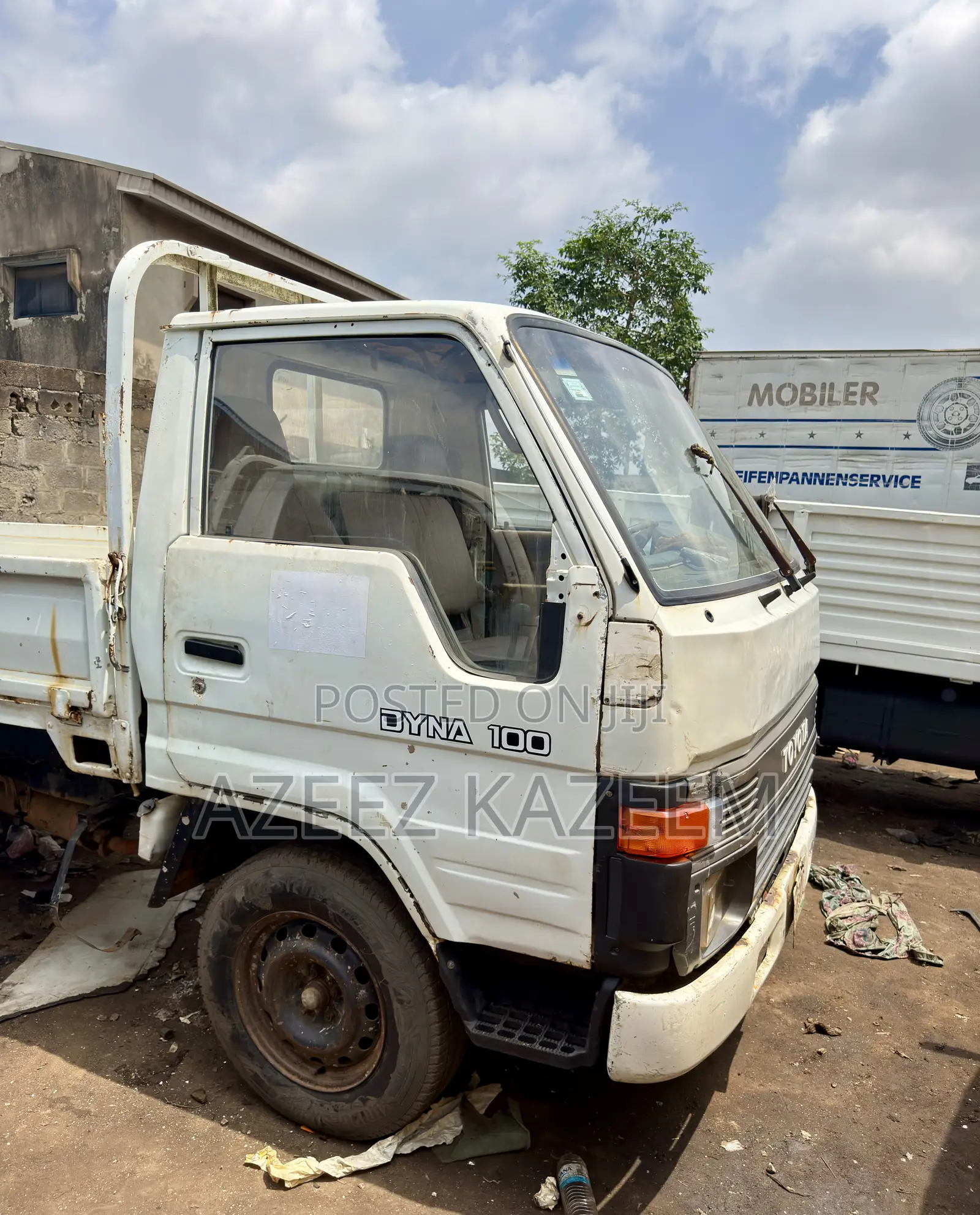 Toyota Dyna 100 First Body 3Y Petrol Engine Japan Direct