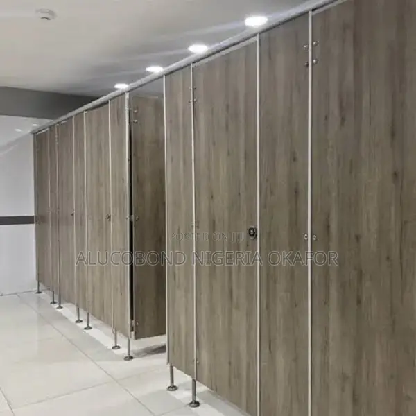 Toilet Cubicle