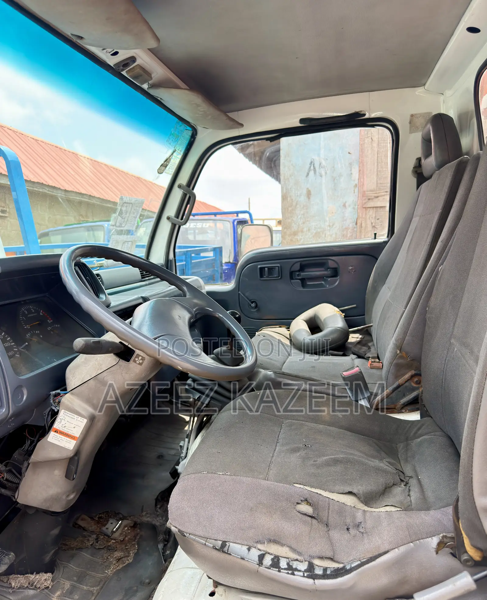Nissan Cabstar Long Frame 6 Tyres Dropped Sided Body