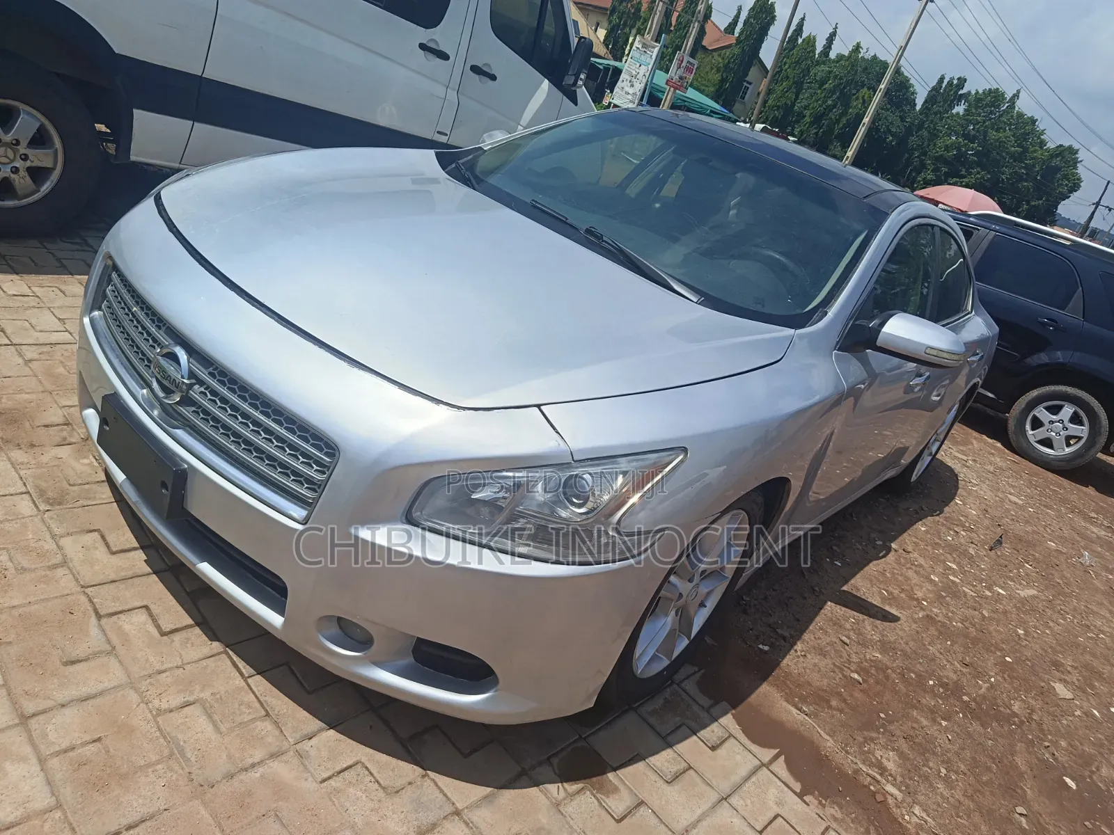 Nissan Maxima SV 2009