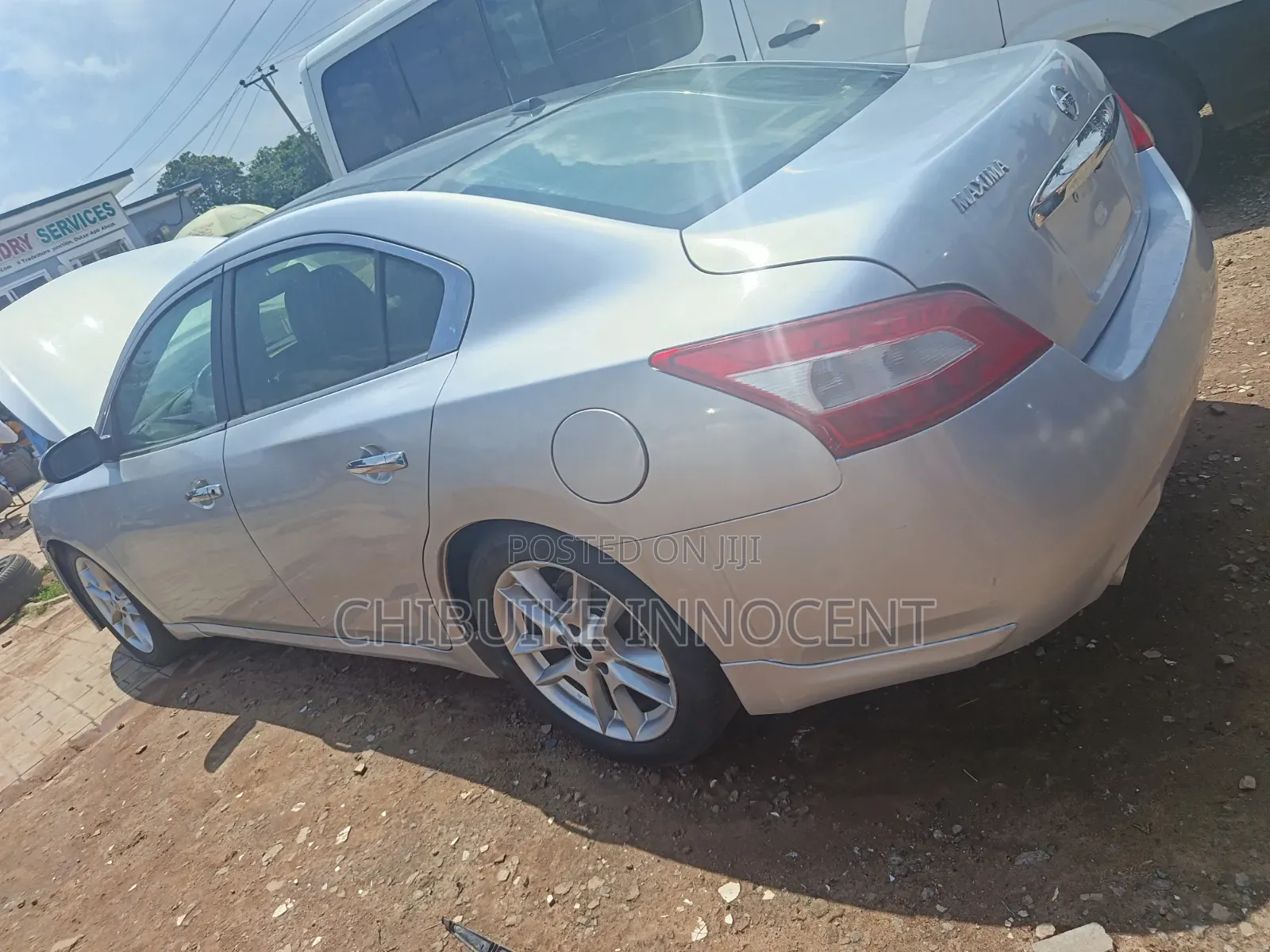 Nissan Maxima SV 2009