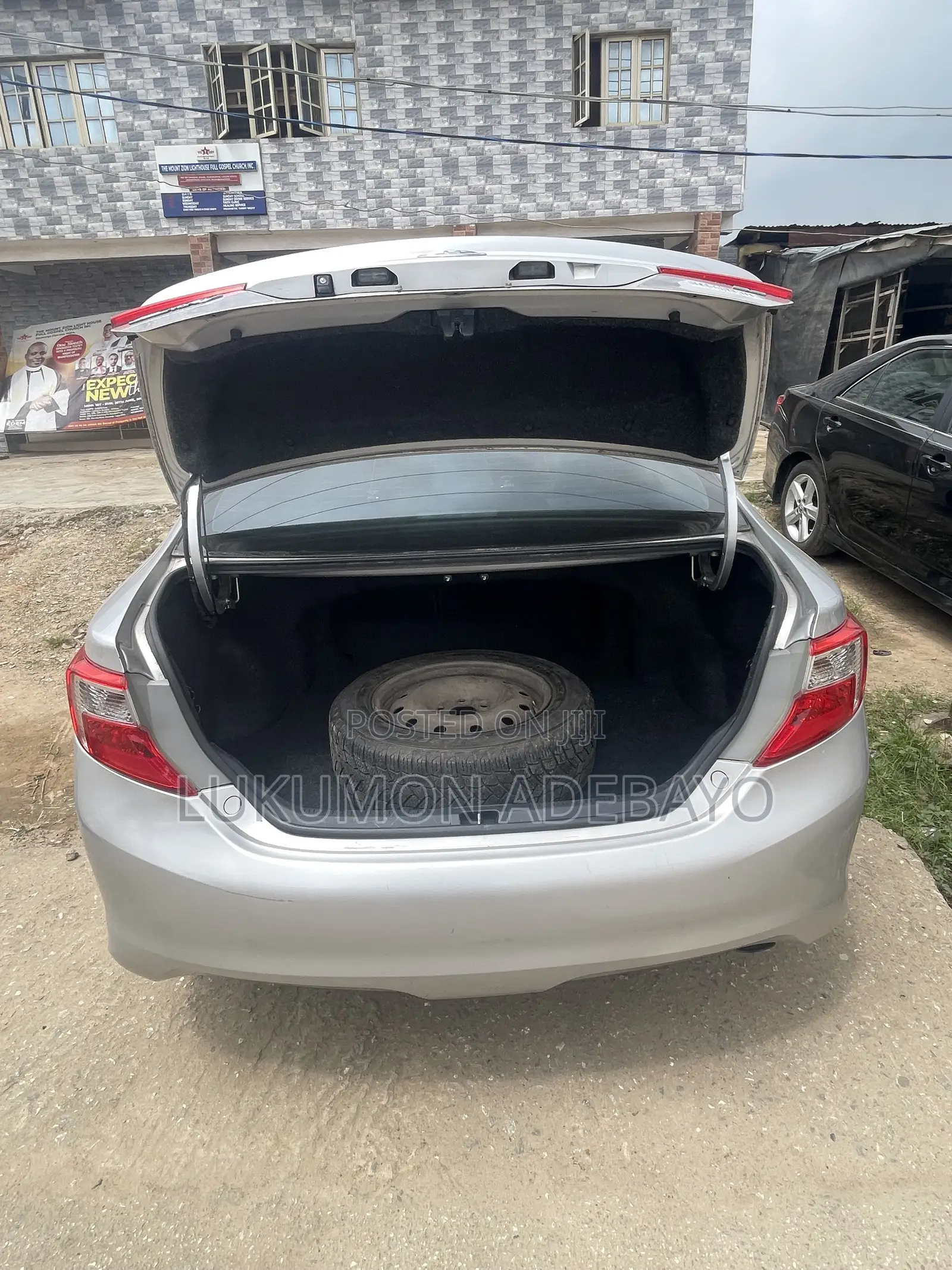 Toyota Camry SE 4dr Sedan (2.5L 4cyl 6A) 2014 Silver