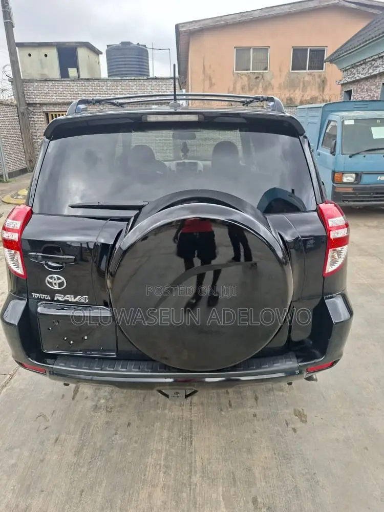 Toyota RAV4 3.5 Limited 2010 Black