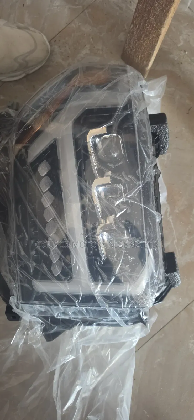 Headlamp Tundra 2014-2018-2020-2022 Model With LED 3 Torches