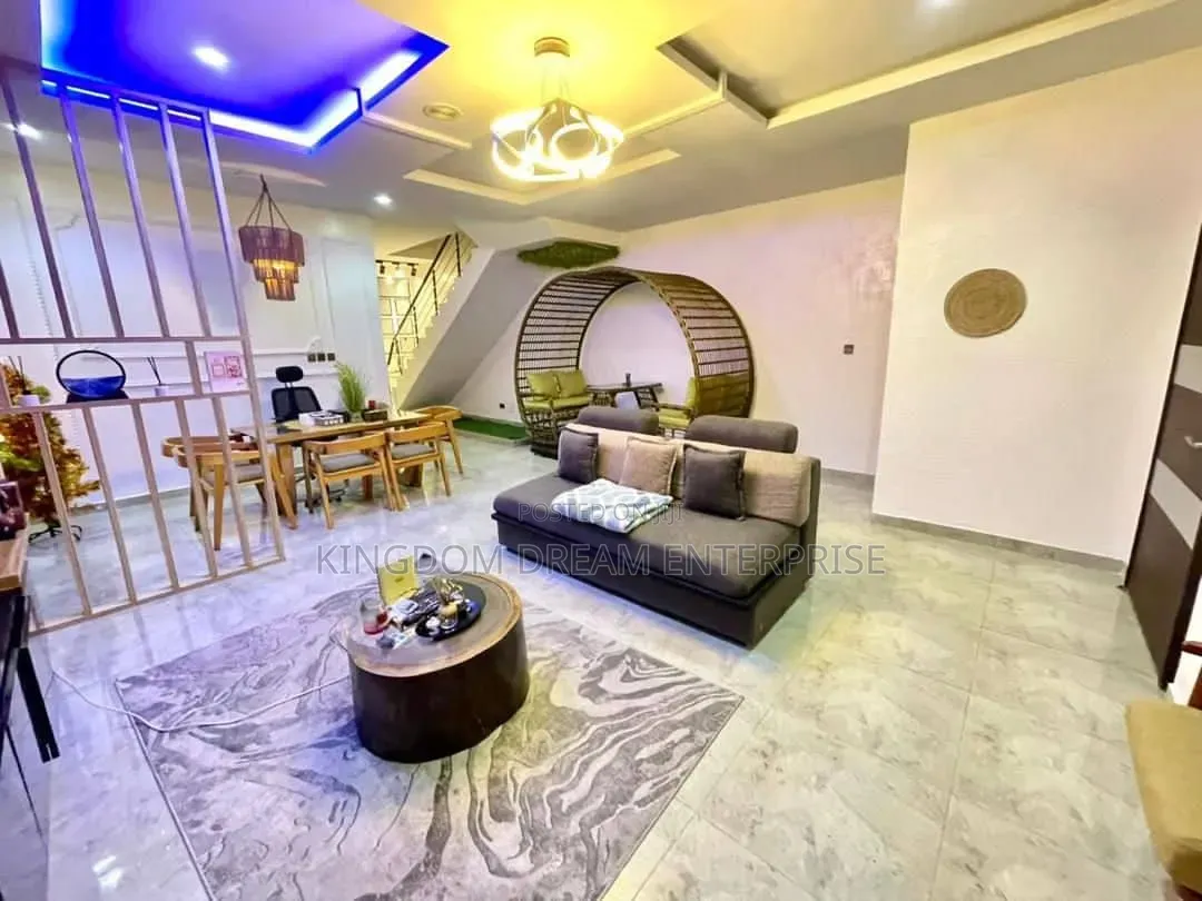 3bdrm Duplex in Victoria Bay 3 Ikate for rent