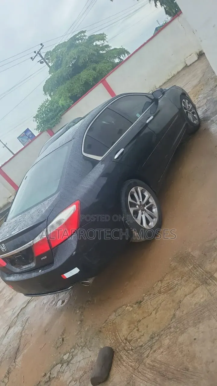 Honda Accord EX-L V-6 4dr Sedan FWD (3.5L 6cyl 6A) 2013 Black