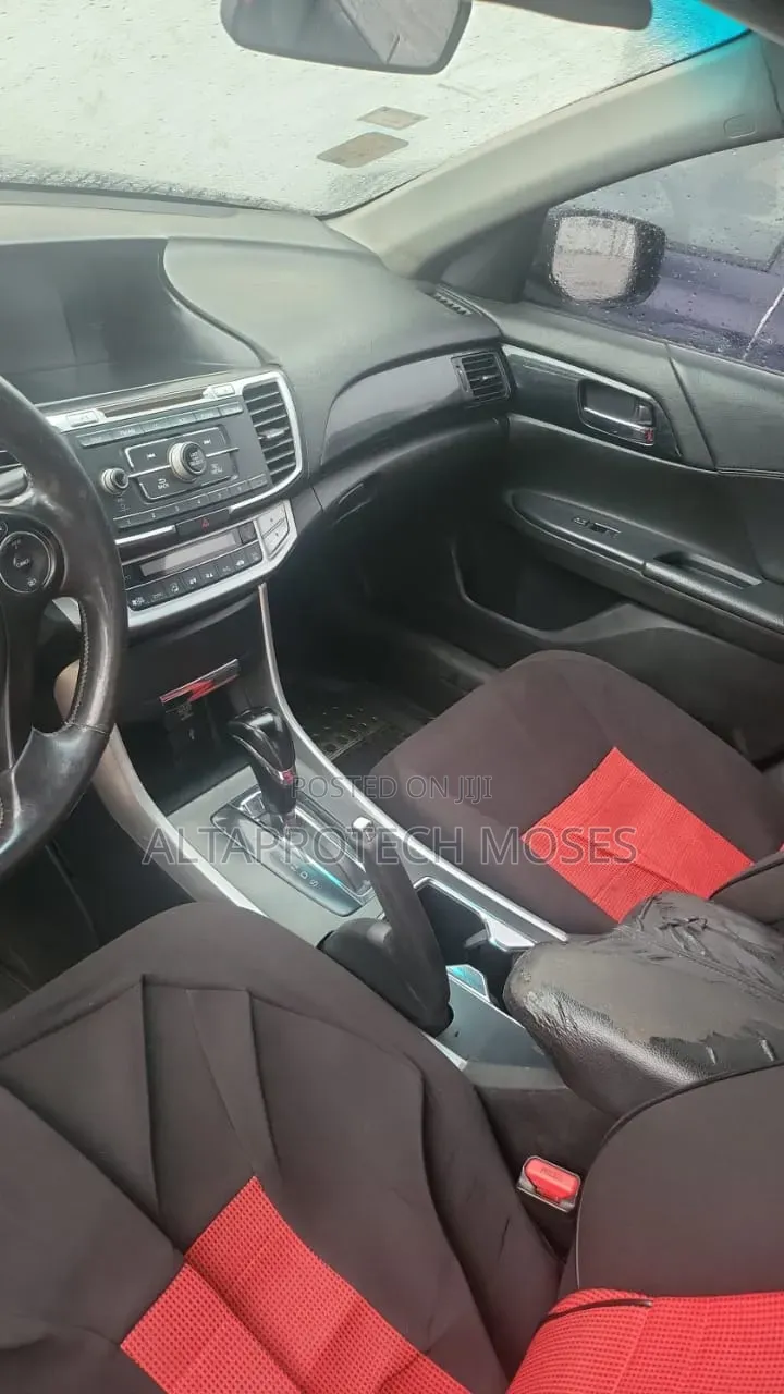 Honda Accord EX-L V-6 4dr Sedan FWD (3.5L 6cyl 6A) 2013 Black