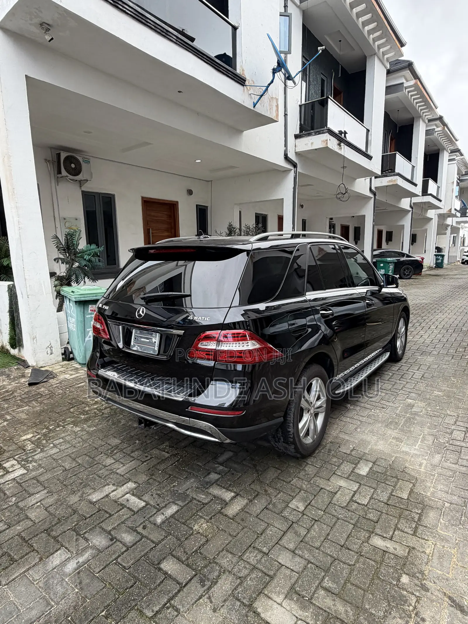 Mercedes-Benz M Class ML350 4MATIC 4dr SUV AWD (3.5L 6cyl 7A) 2014