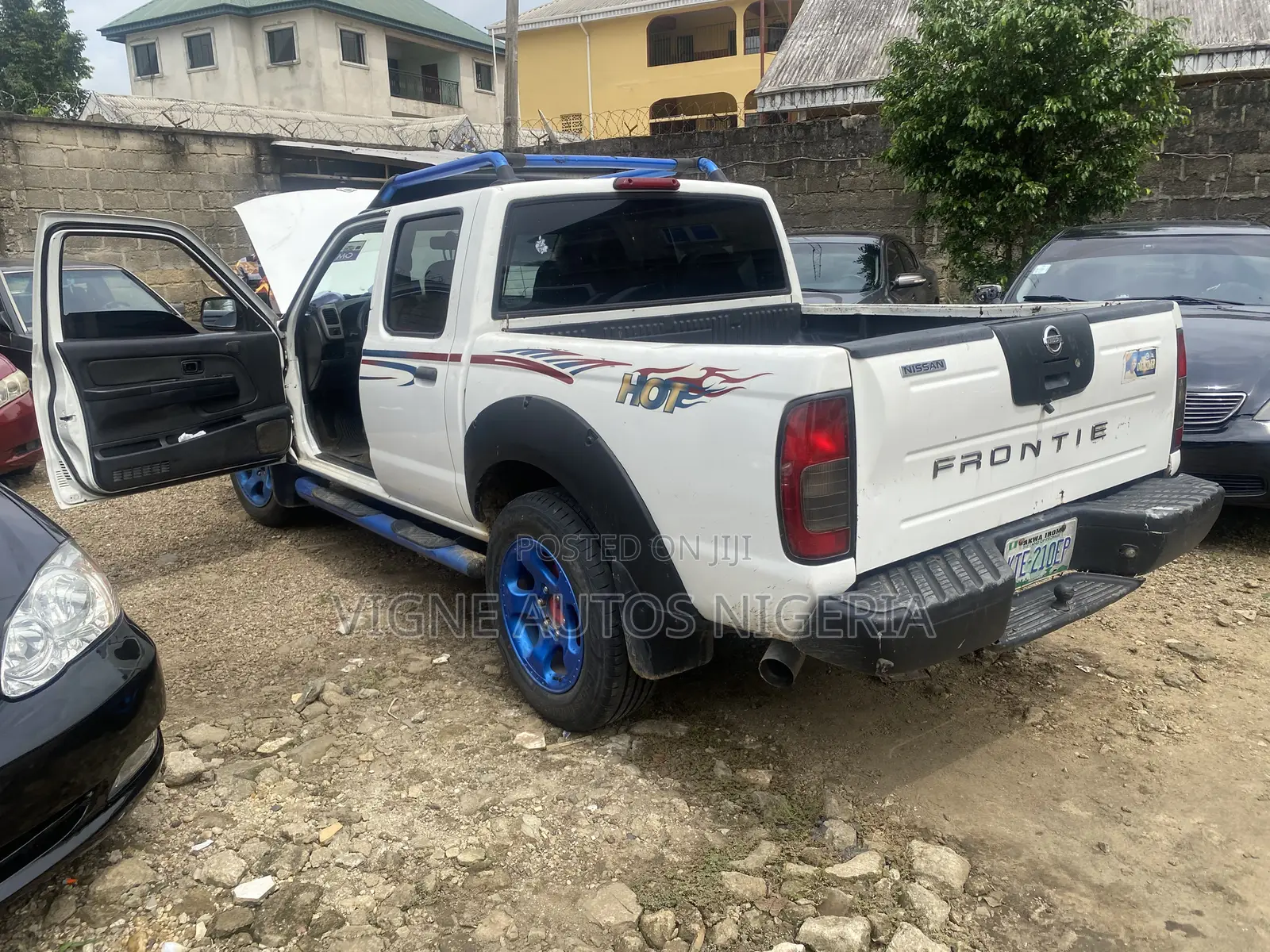 Nissan Frontier Desert Runner SE-V6 4x2 King Cab 116.1 in. WB 2003