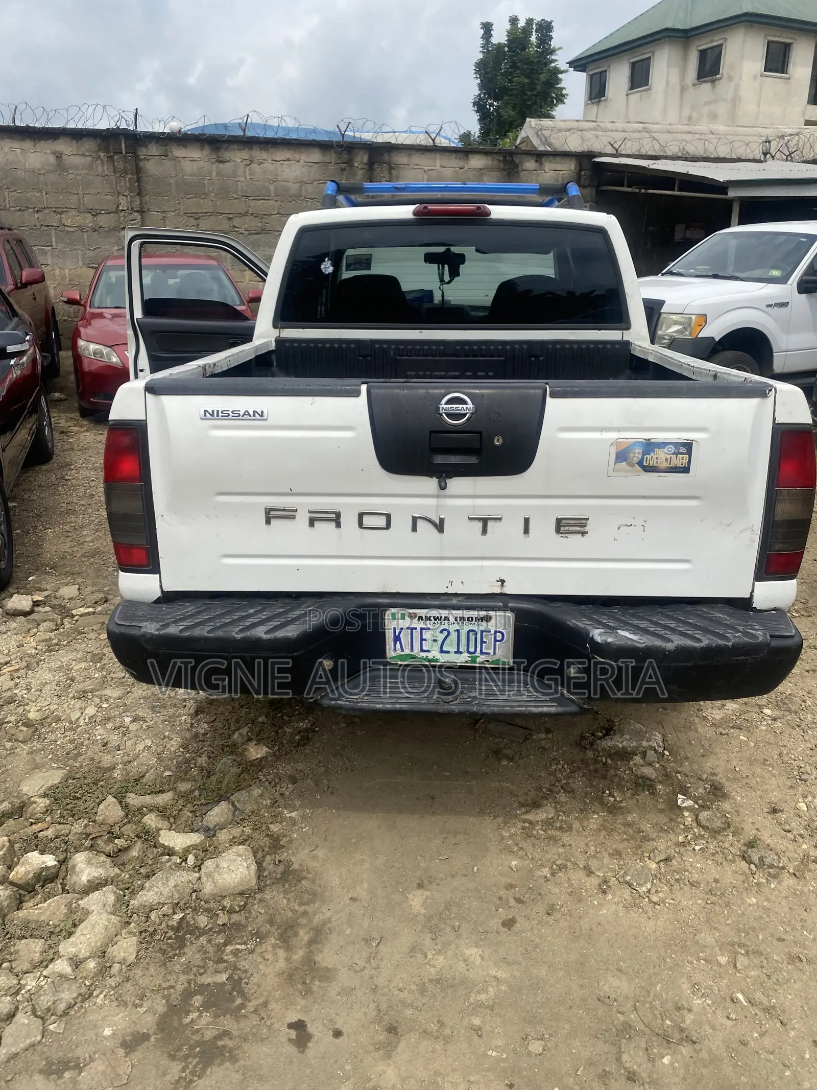 Nissan Frontier Desert Runner SE-V6 4x2 King Cab 116.1 in. WB 2003