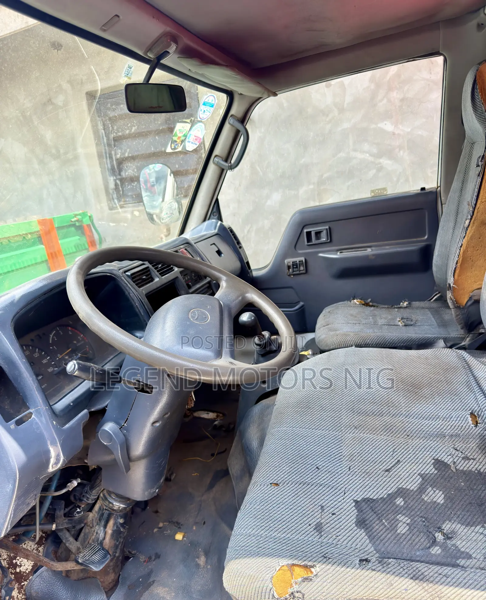 Toyota Dyna 200 Petrol Engine 2RZ Company Used