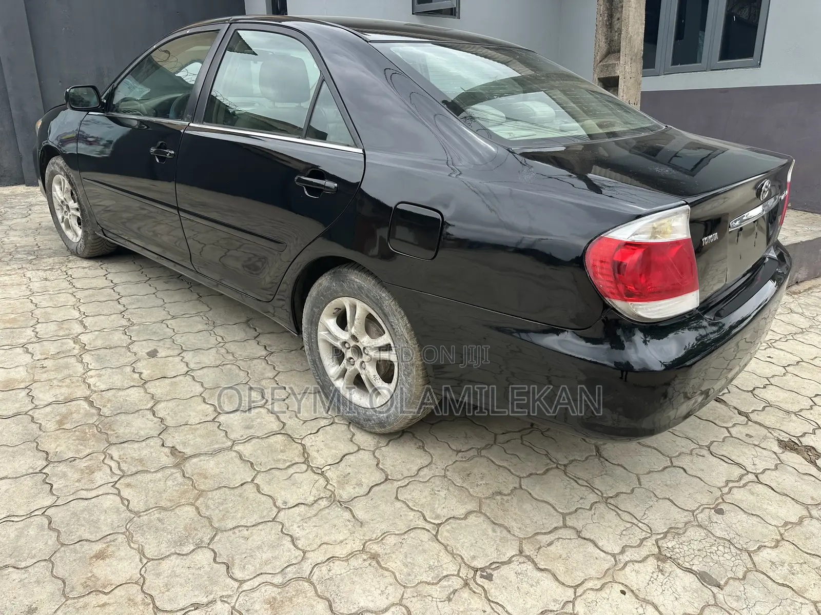 Toyota Camry LE 4dr Sedan (2.4L 4cyl 5A) 2005 Black