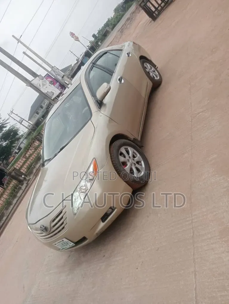 Toyota Camry 2008 Gold