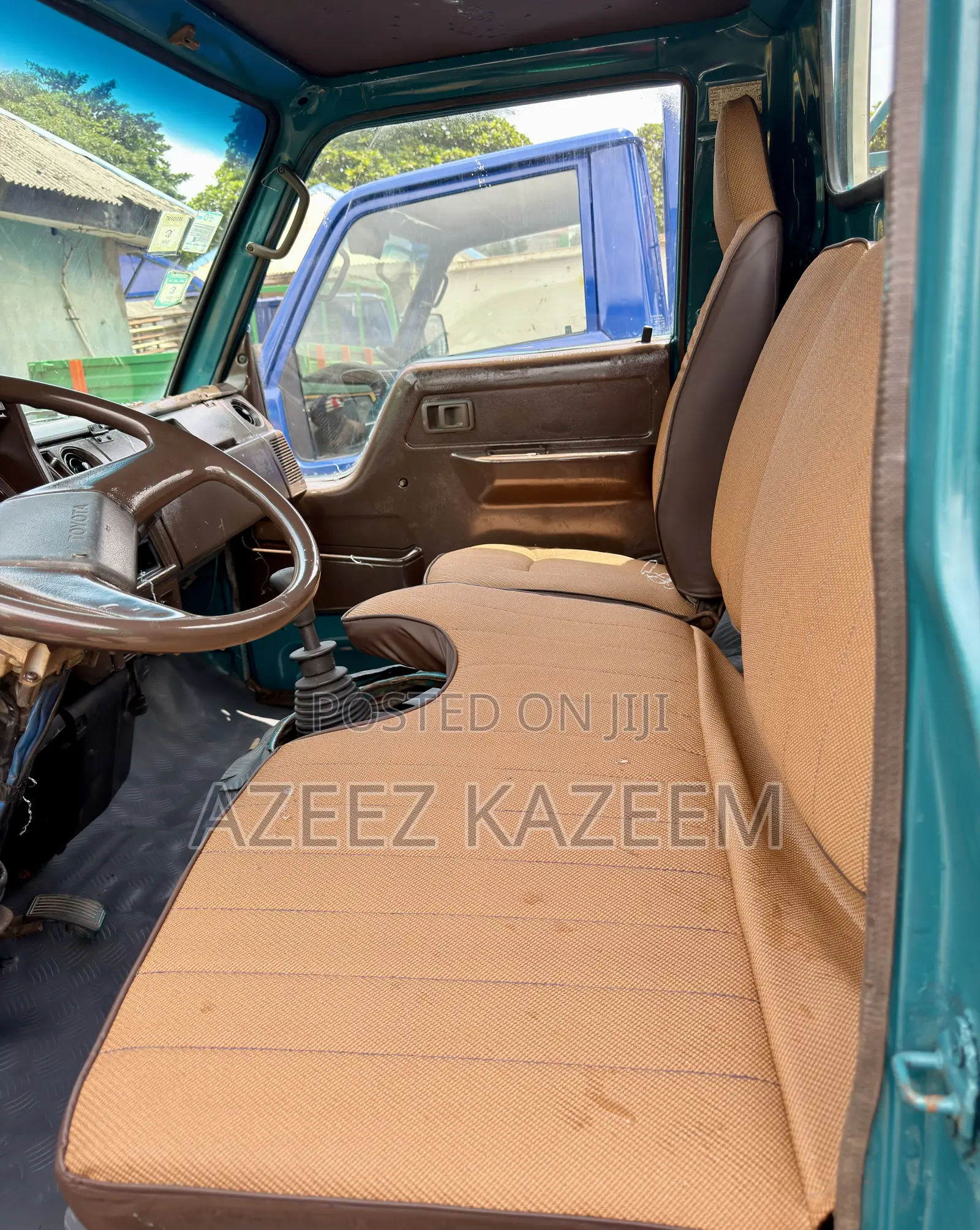 Toyota Dyna 200 Old Model 4Y Petrol Engine 4 Tyres