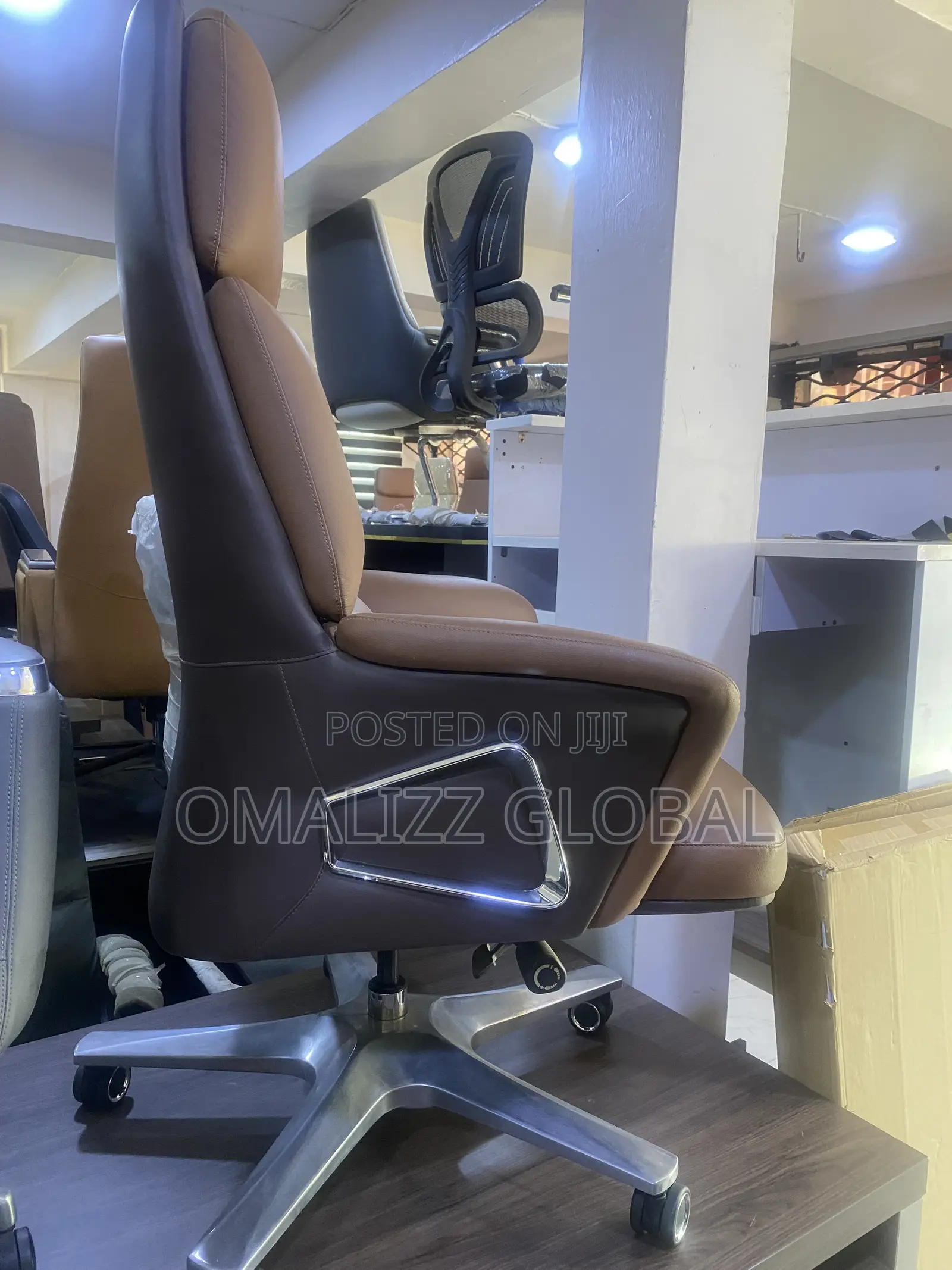 Senior Executive Swivel Chair