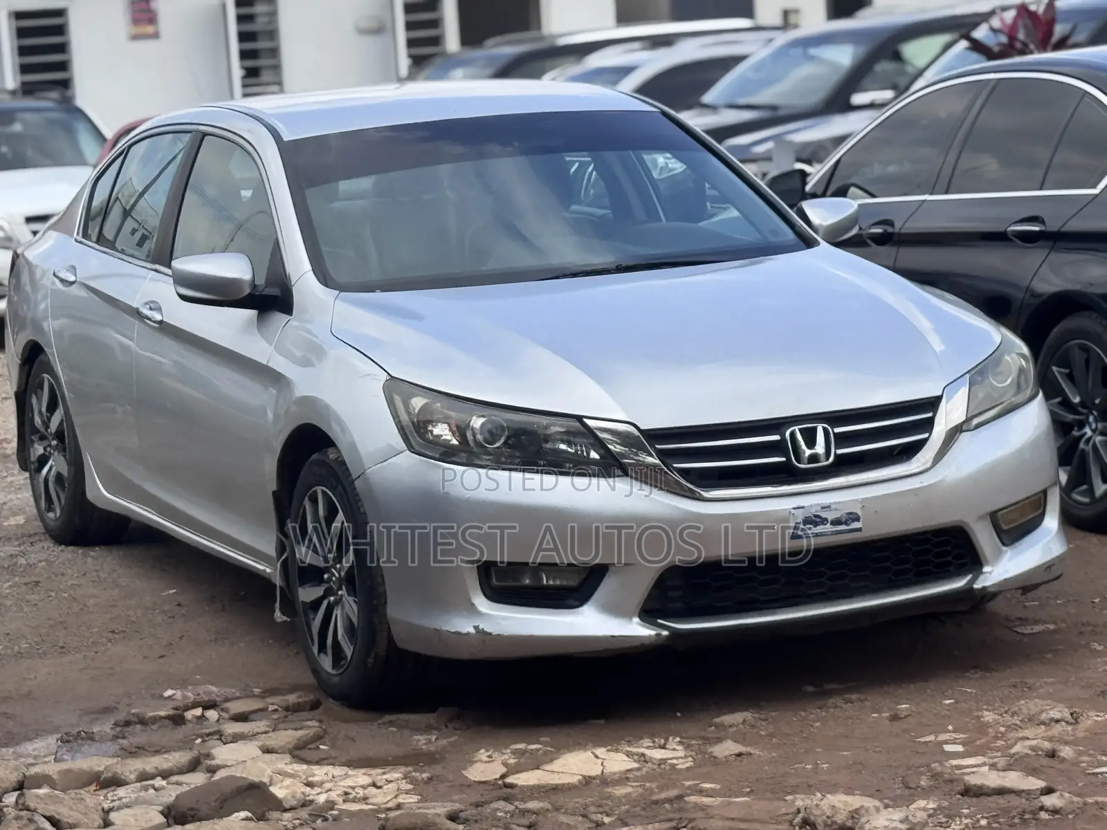 Honda Accord EX 4dr Sedan FWD (2.4L 4cyl 2A) 2013 Silver
