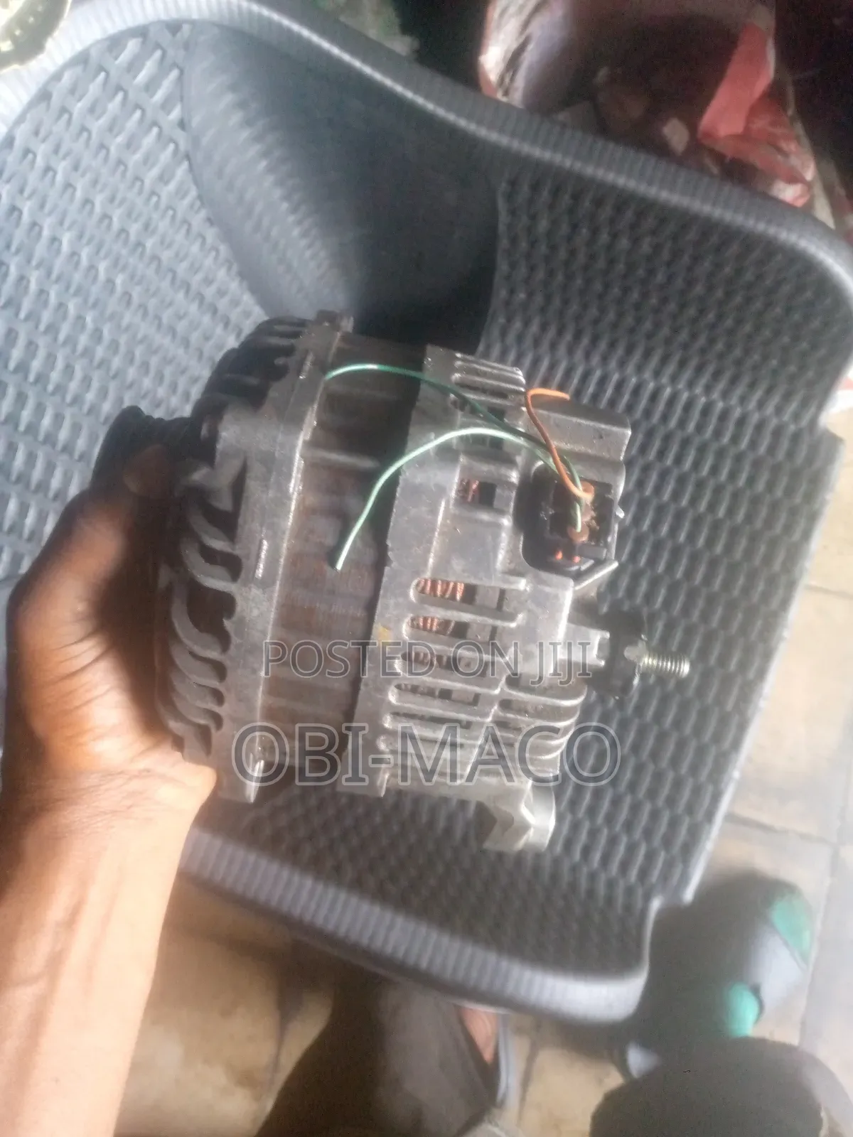 Nissan Pathfinder Alternator
