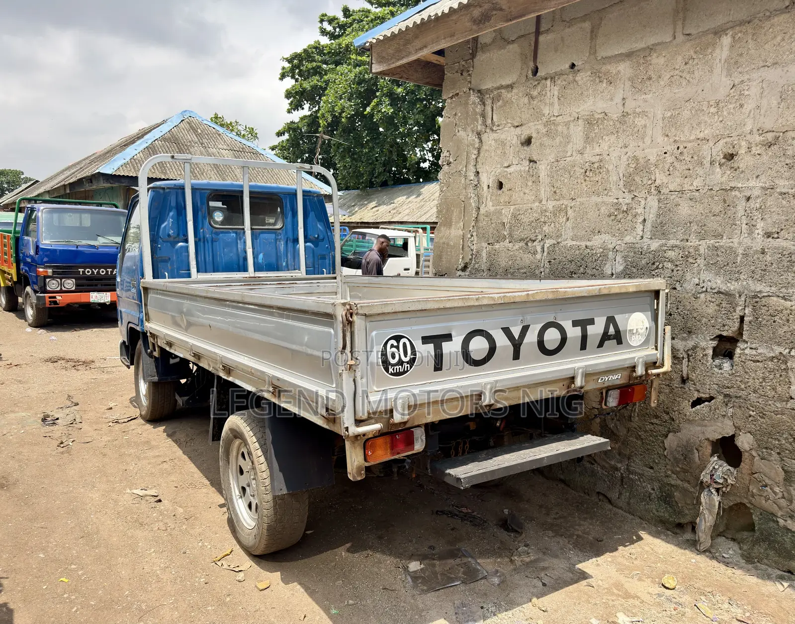 Toyota Dyna 150 First Body Petrol Engine Rigid Truck