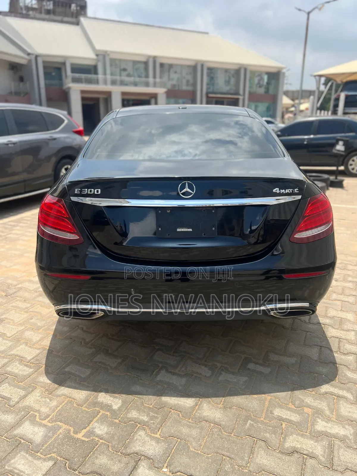 Mercedes-Benz E300 2017 Black