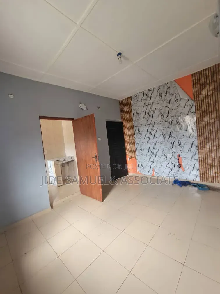 Furnished Mini Flat in Ayobo for rent
