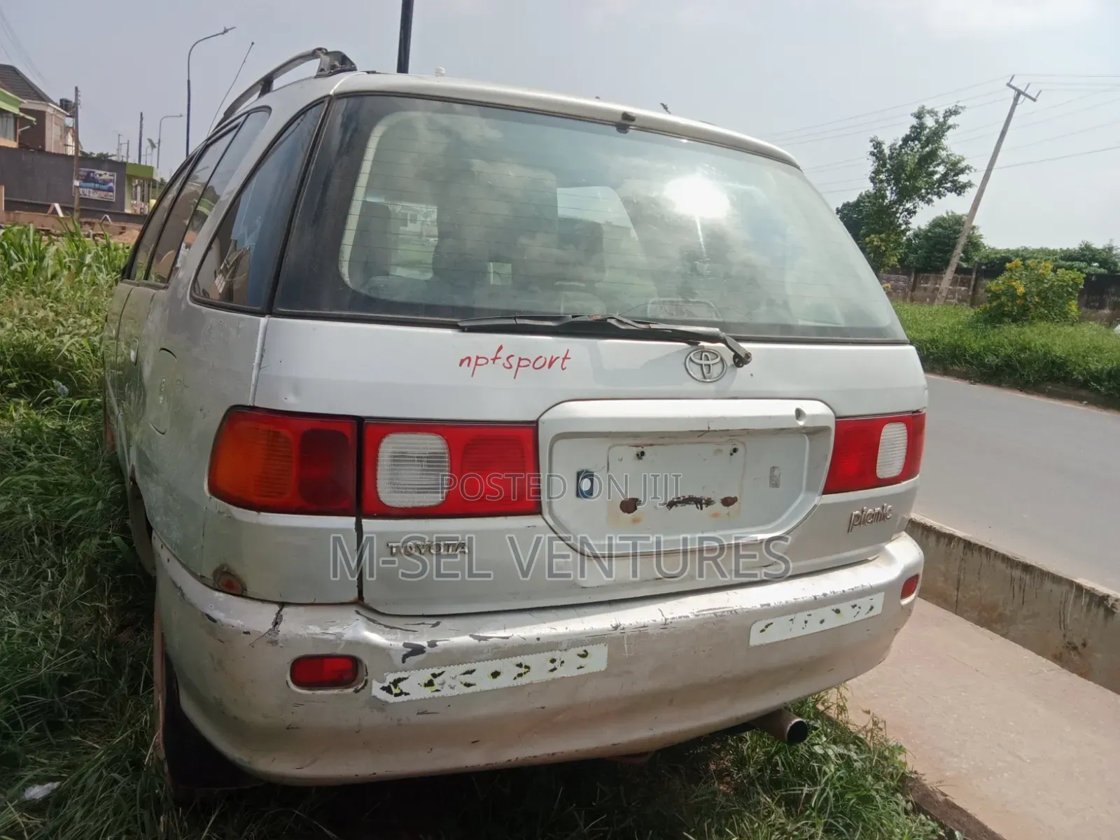Toyota Picnic 2001 Silver