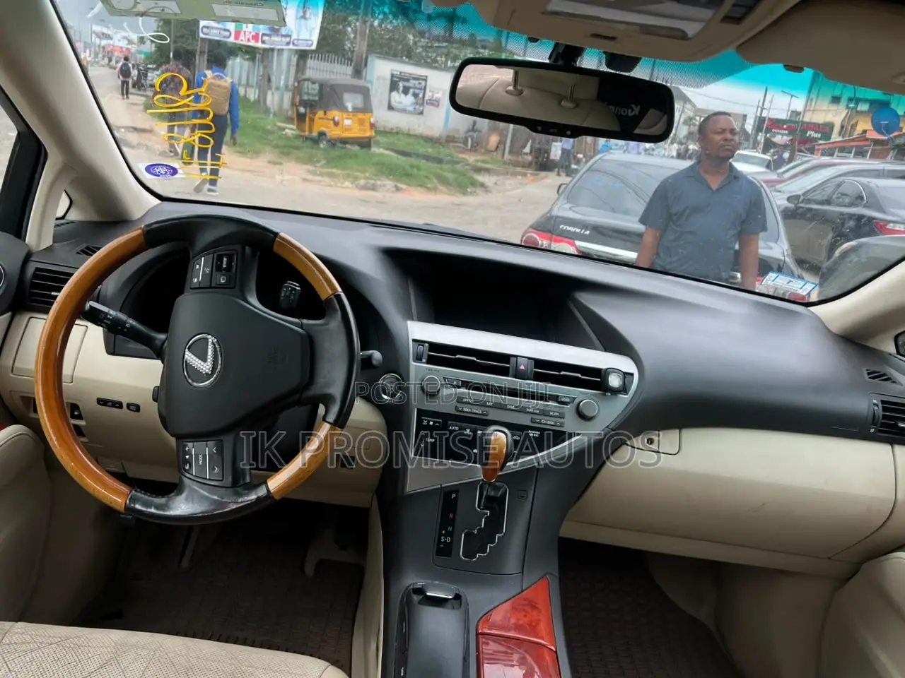 Lexus RX 350 2010 Gold