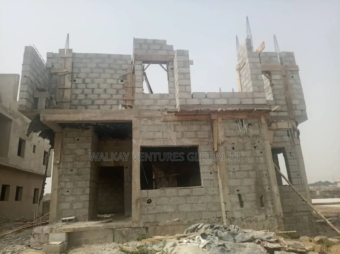 4bdrm Duplex in Aiben Estate, Garki 2 for sale