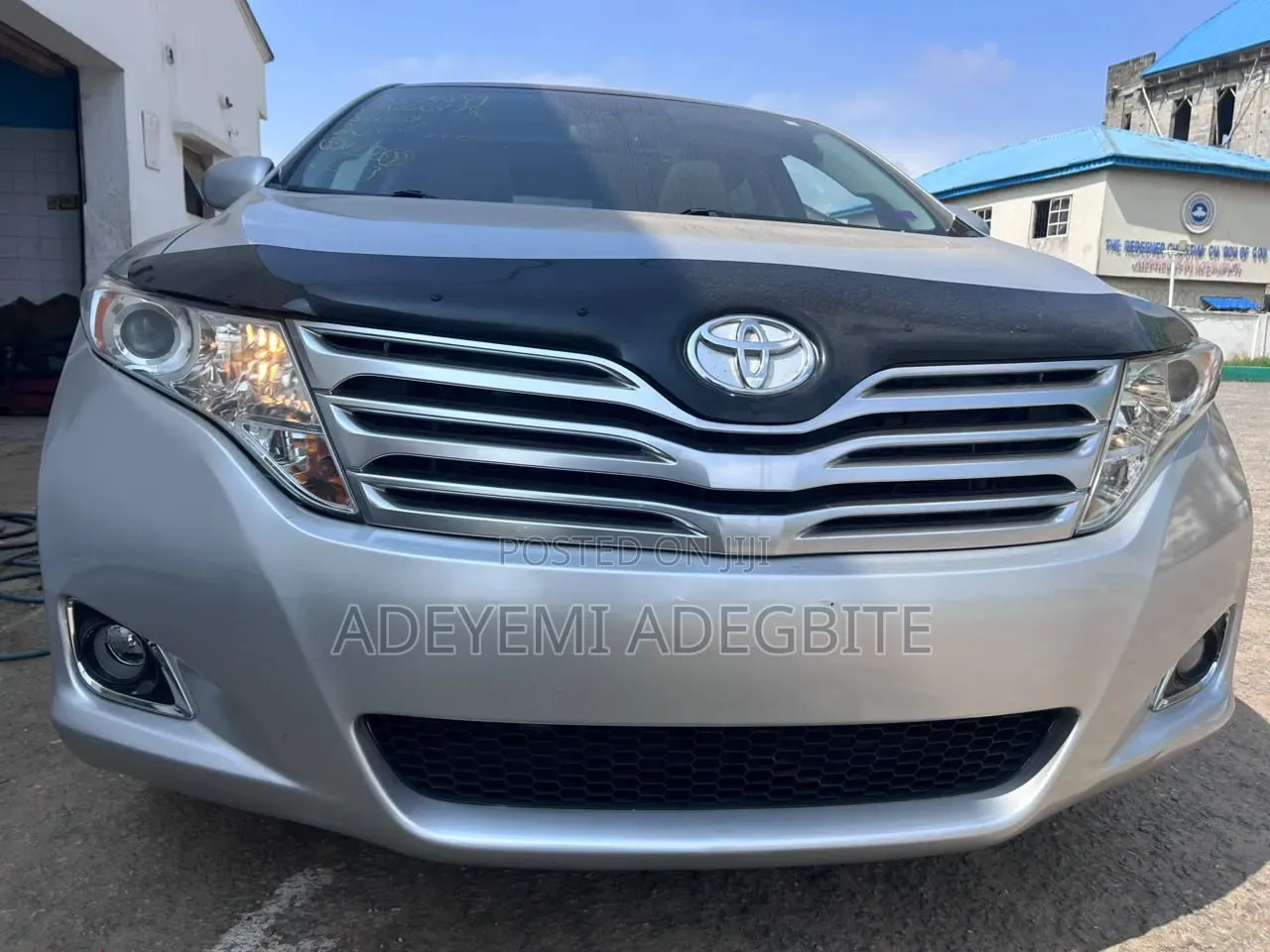 Toyota Venza 2010 Silver